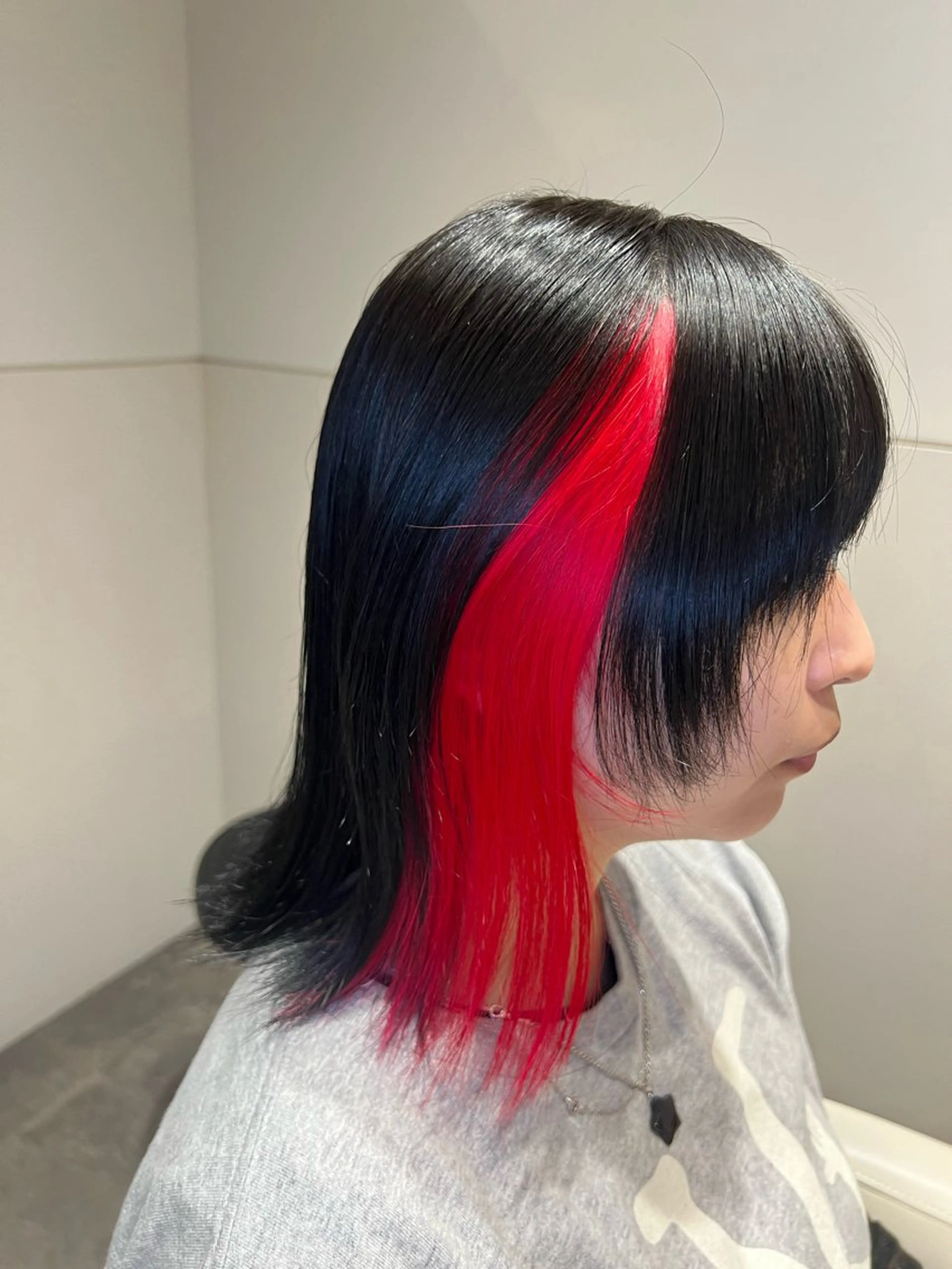 ミディアム カラー ブロンド レッドカラー ヘアカラー トリートメント オタク特化美容師💟 チバコナツのヘアスタイル