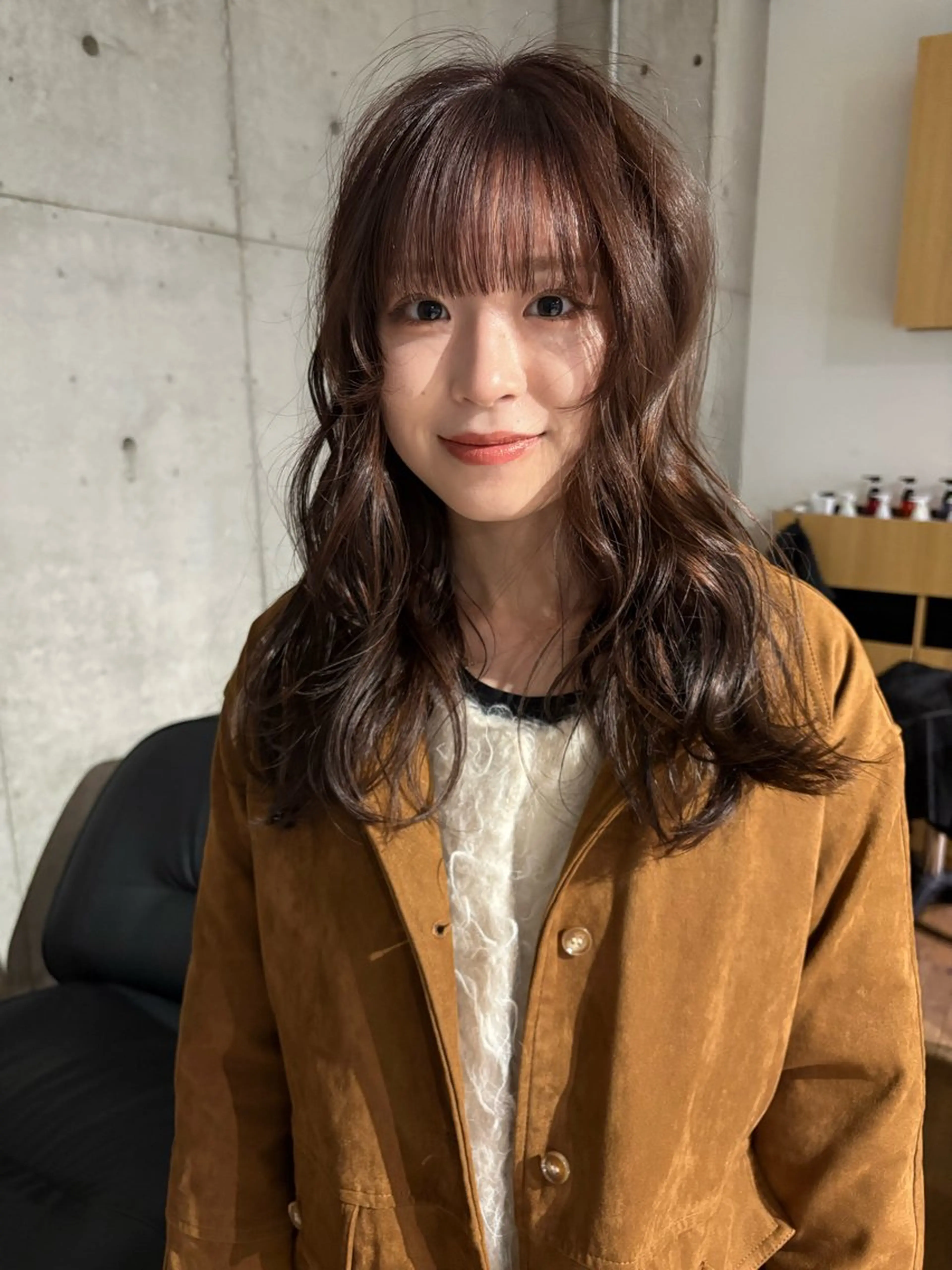 セミロング 薄暮 マツイ　レンのヘアスタイル