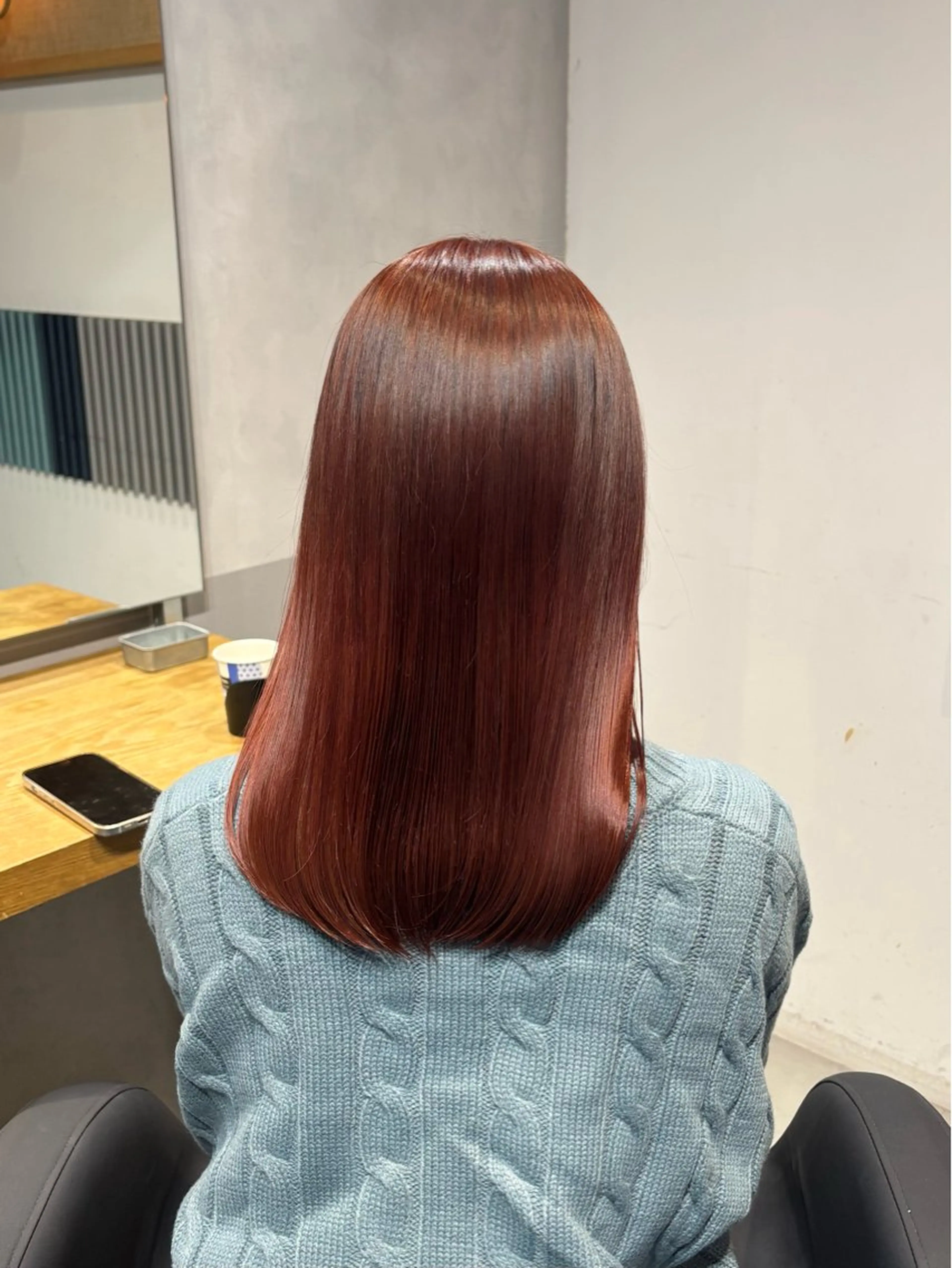 ミディアム カラー カット ヘアカラー トリートメント 💎ハイトーン/艶 カラー モエカ💎のヘアスタイル