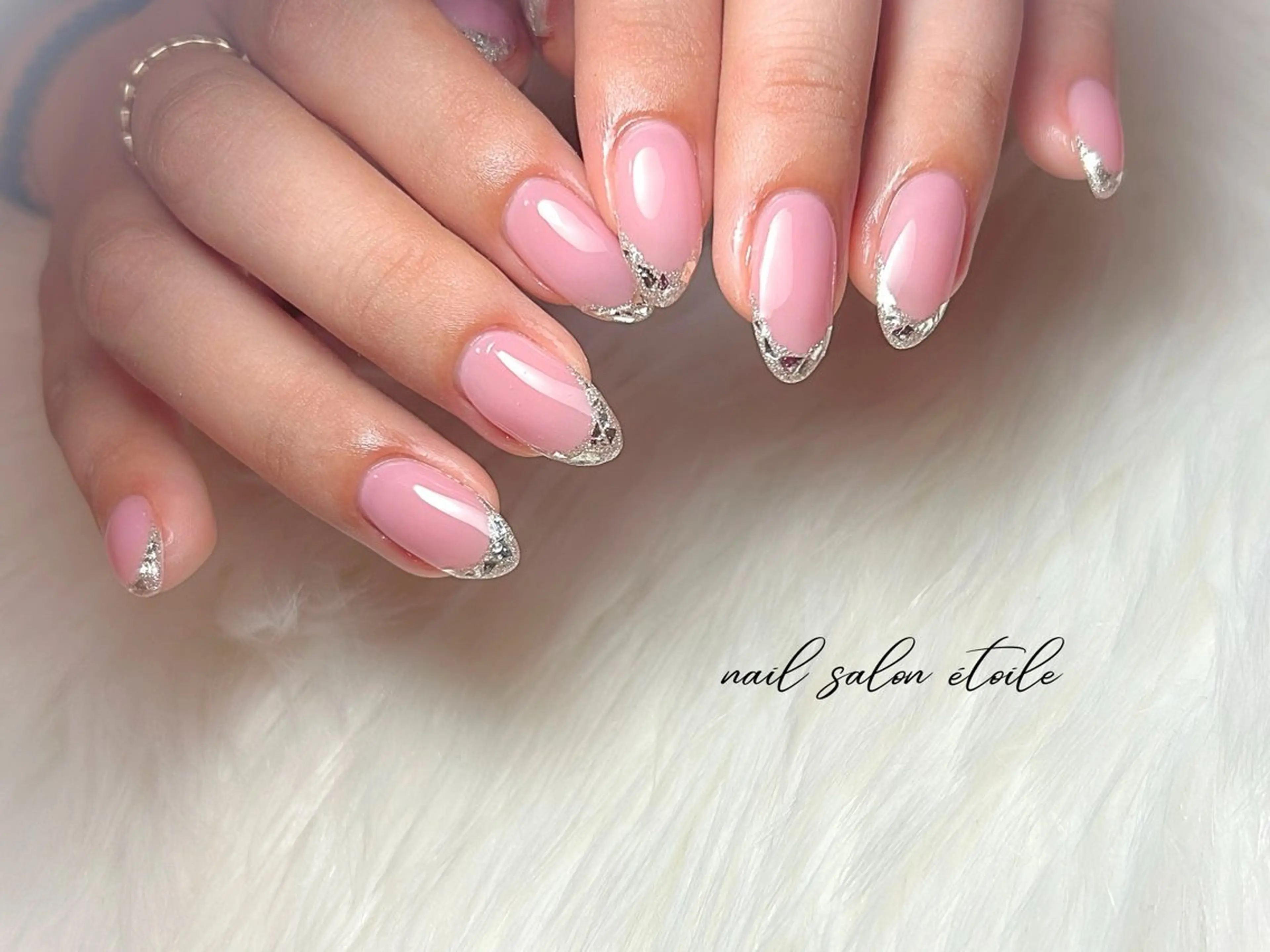 ネイル フレンチネイル ガラスフレンチ キラキラネイル ピンク ブライダルネイル ハンドネイル nail salon étoileのネイルデザイン