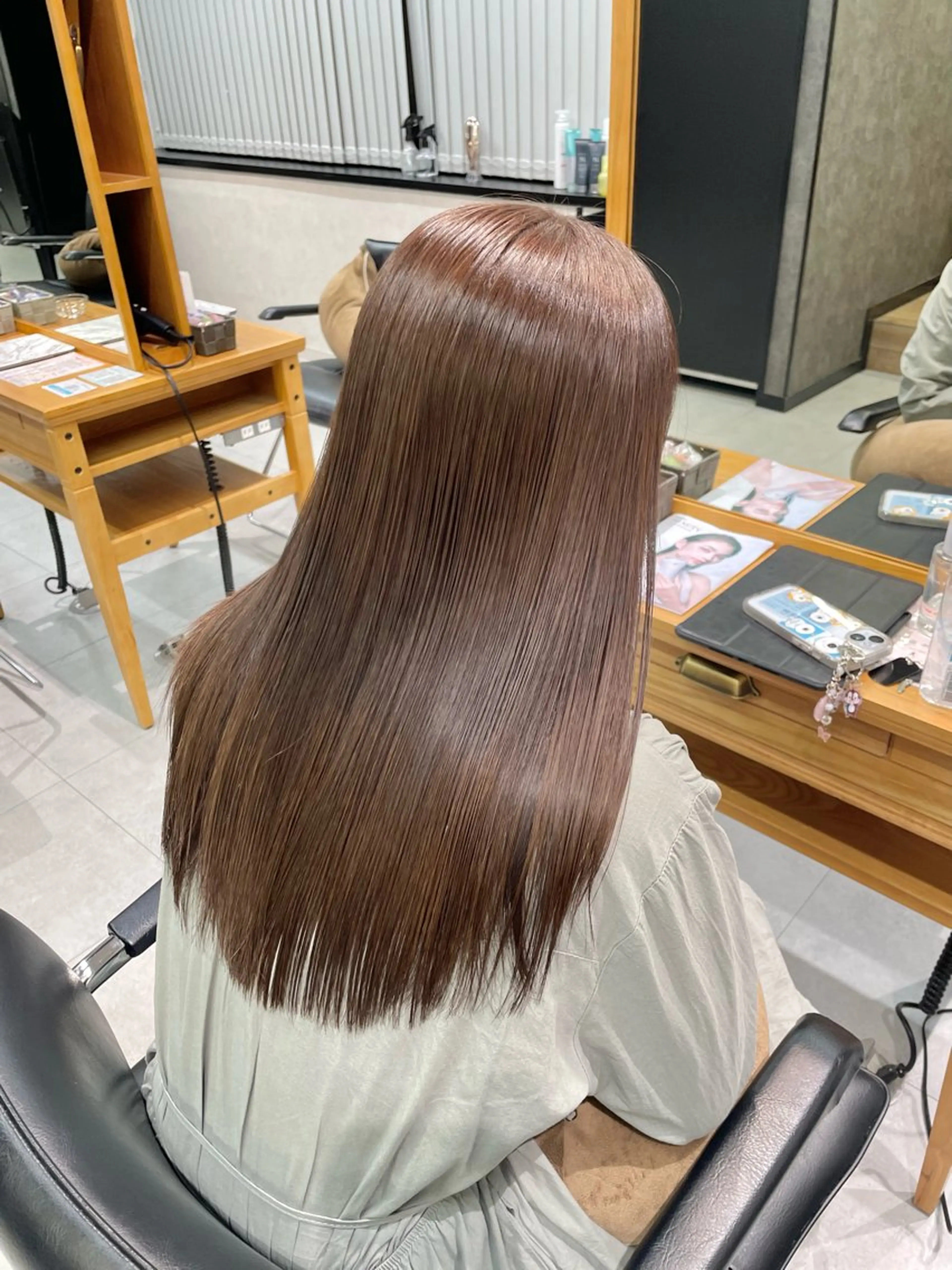 ロング 髪質改善 縮毛矯正 トリートメント 酸熱トリートメント ヘアカラー カラーモデル募集 ✨🤍モモハ🤍✨のヘアスタイル