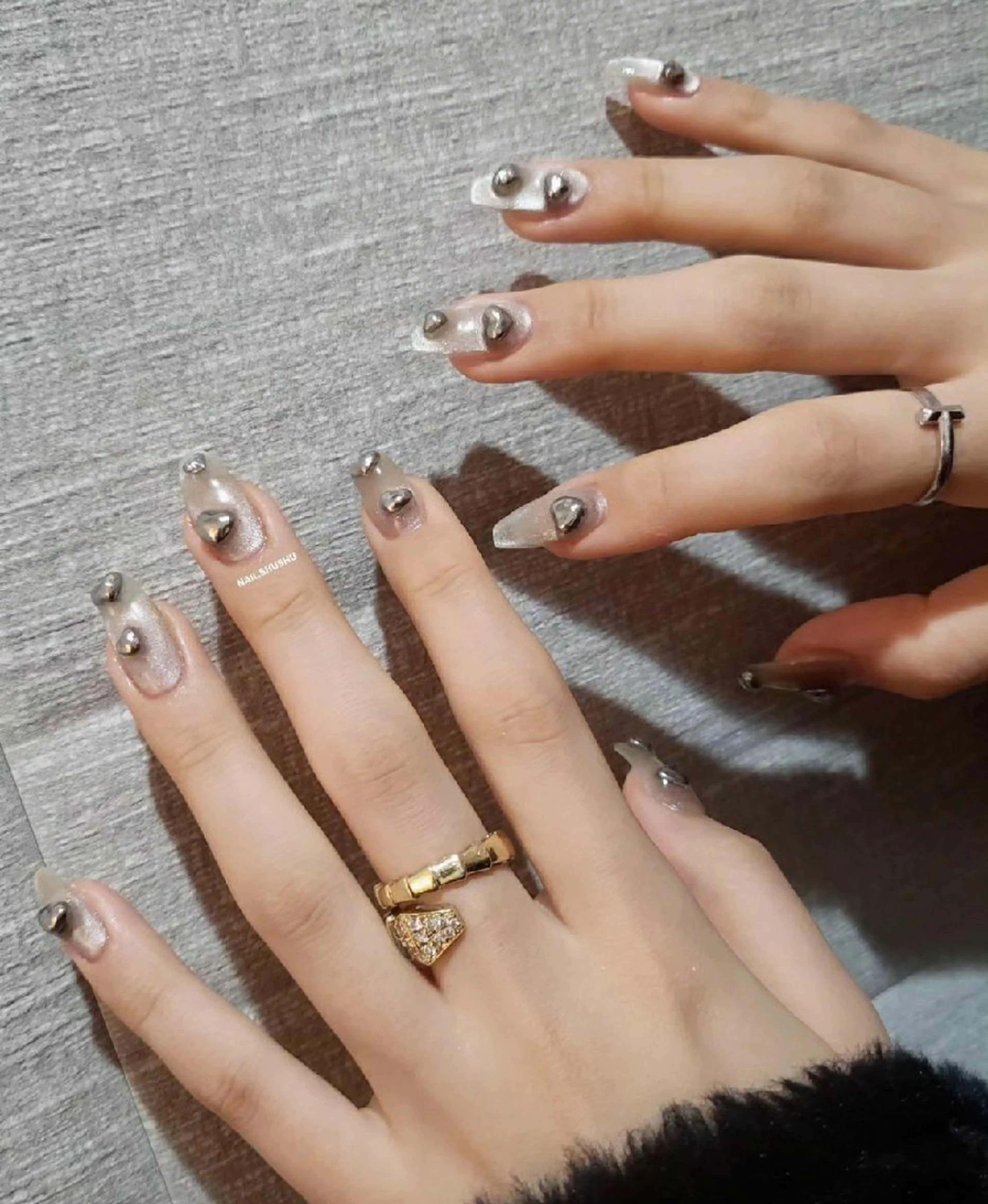 ネイル 持ち込み ニュアンスネイル ワンカラーネイル シンプルネイル 冬ネイル ハンドネイル 3dパーツ/流行り 👧shushu❤️のネイルデザイン