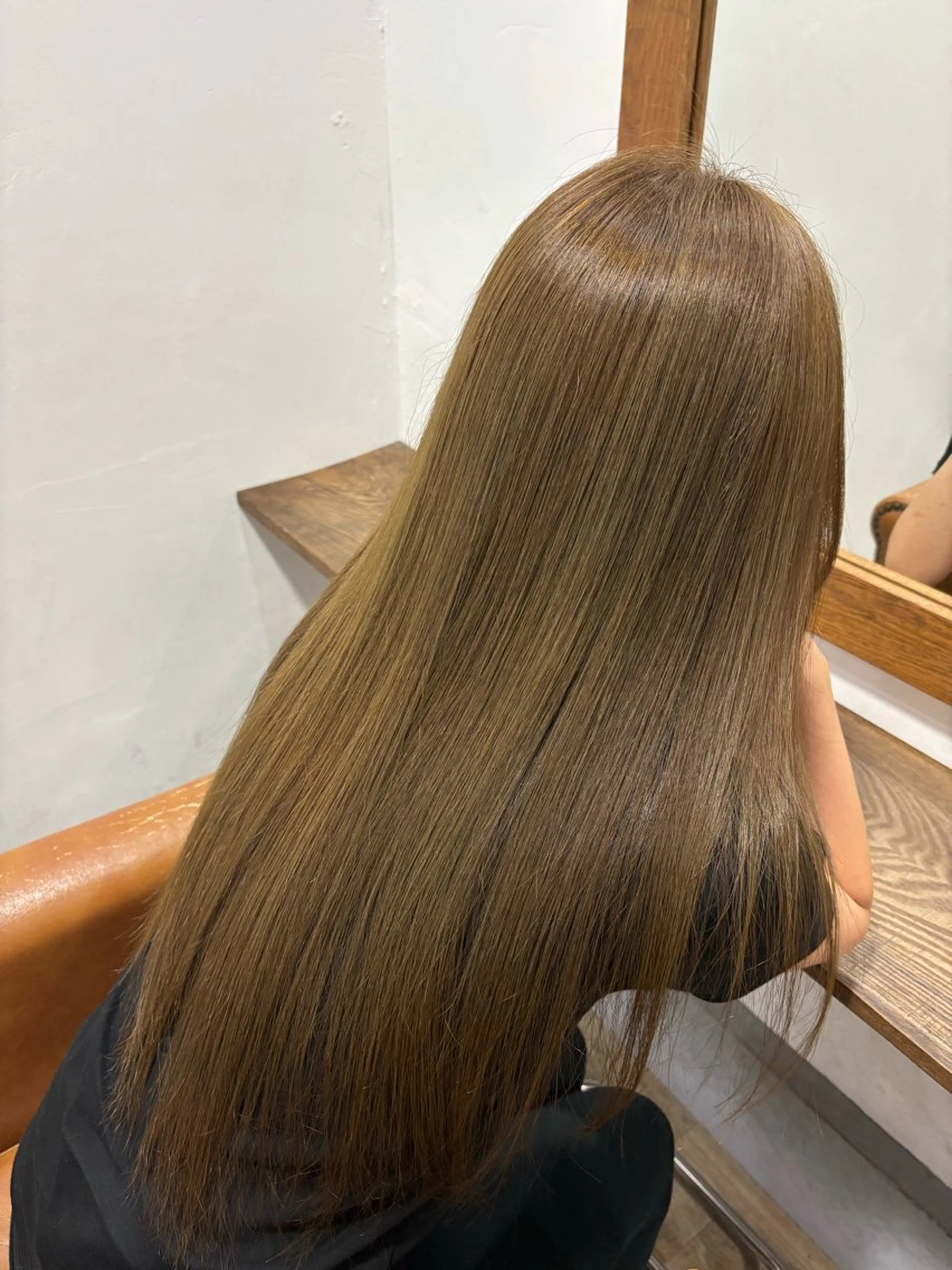 カラー オリーブカラー ヘアカラー なかじま ゆきのヘアスタイル