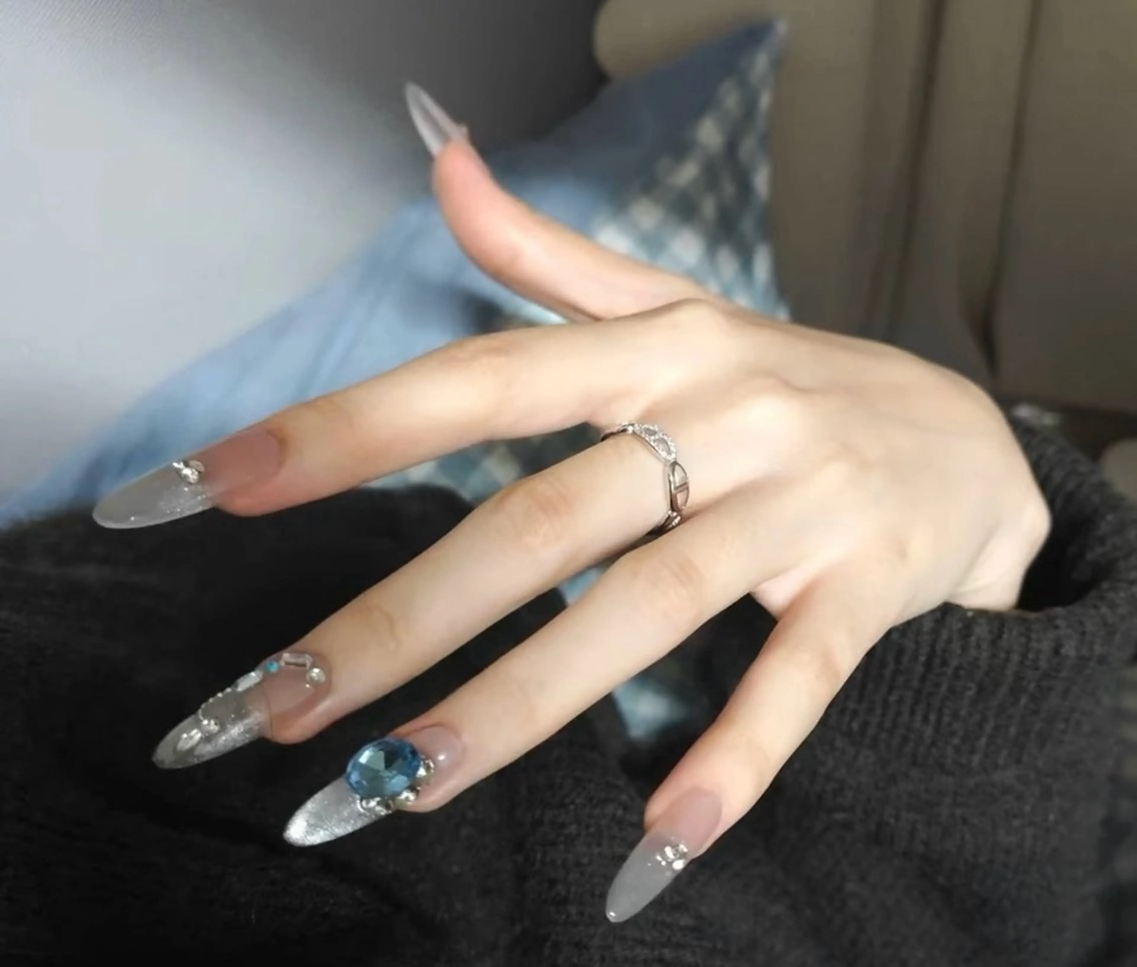 ネイル チークネイル 長さ出し フレンチネイル ガーリー 韓国ネイル sun nail池袋 モデル募集のネイルデザイン