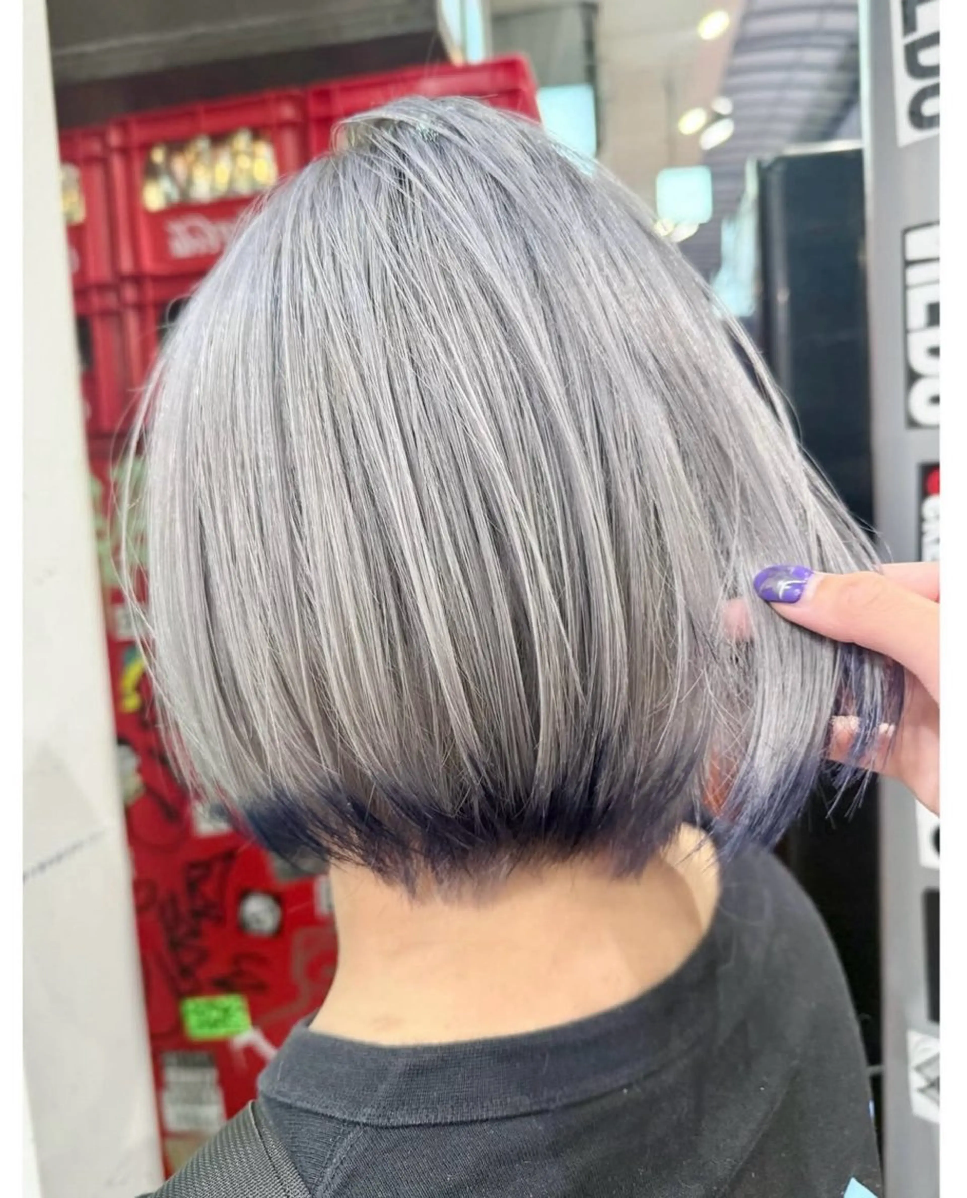 ミディアム カラー アッシュ 黒髪 パープルカラー パープルブラック シルバー ヘアカラー TSUNO🦖 派手髪/オタク美容師のヘアスタイル