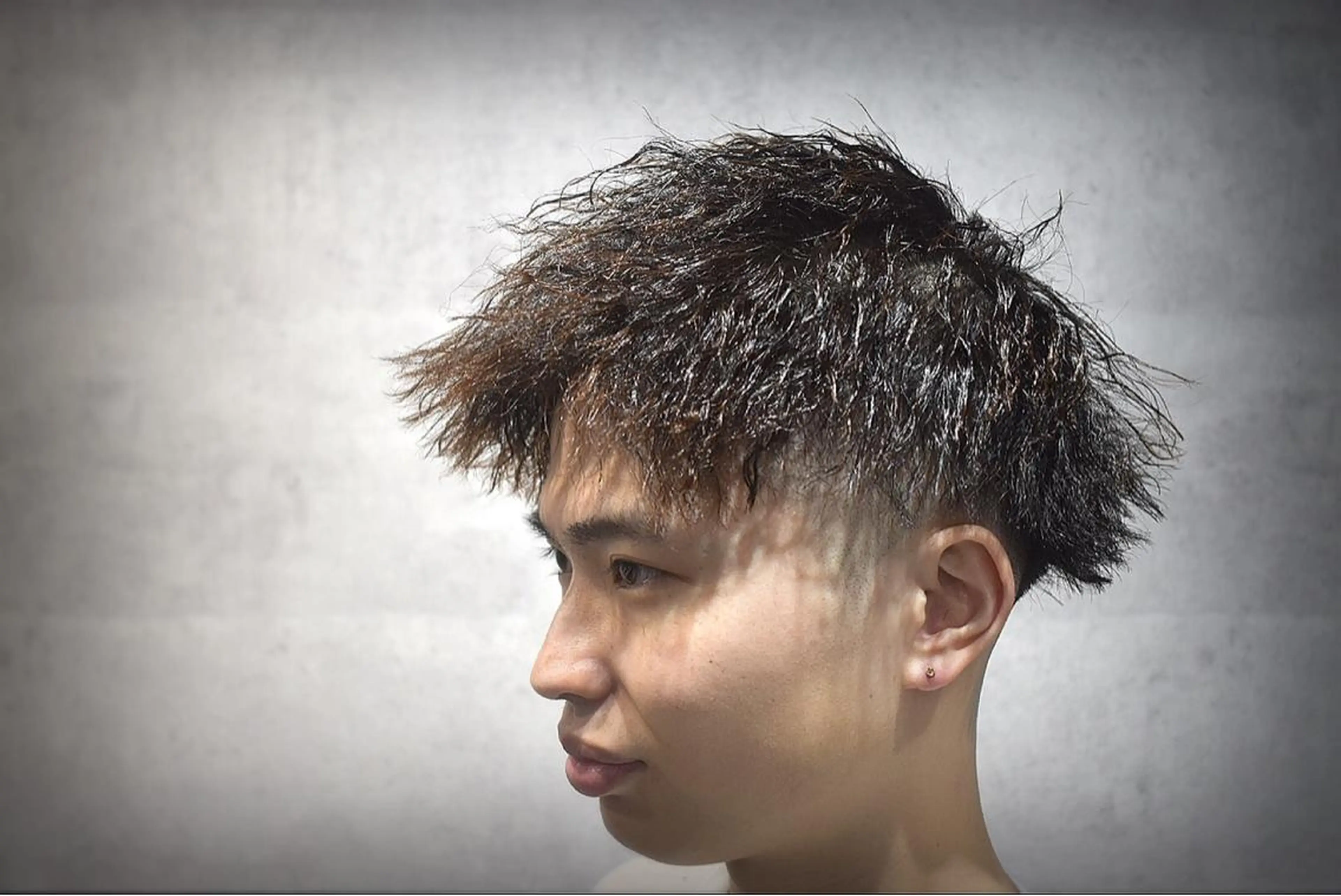 ショート パーマ メンズ 中西 将斗のヘアスタイル