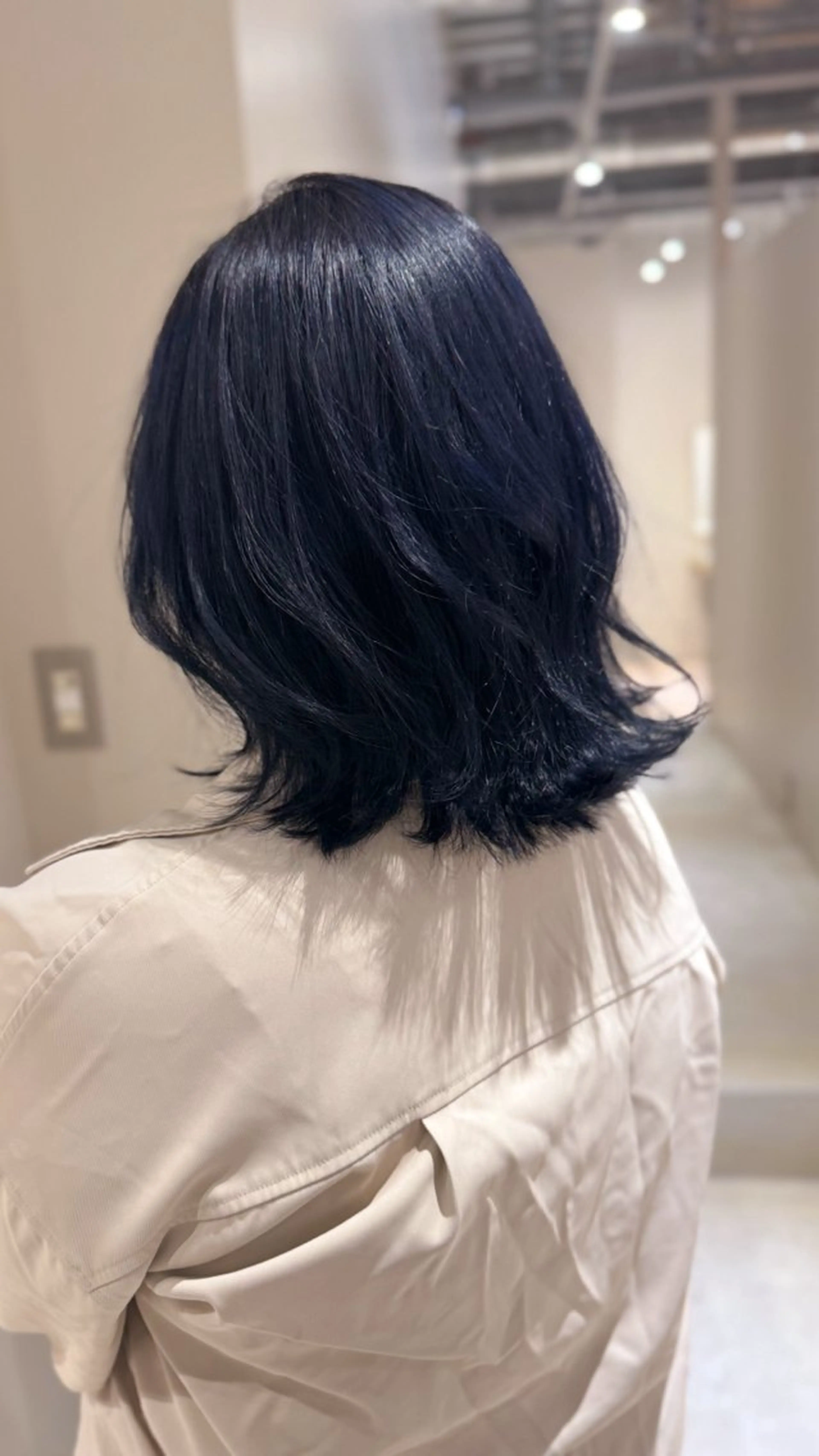 ミディアム カラー ブリーチ ブルーカラー 髙橋 誉英のヘアスタイル