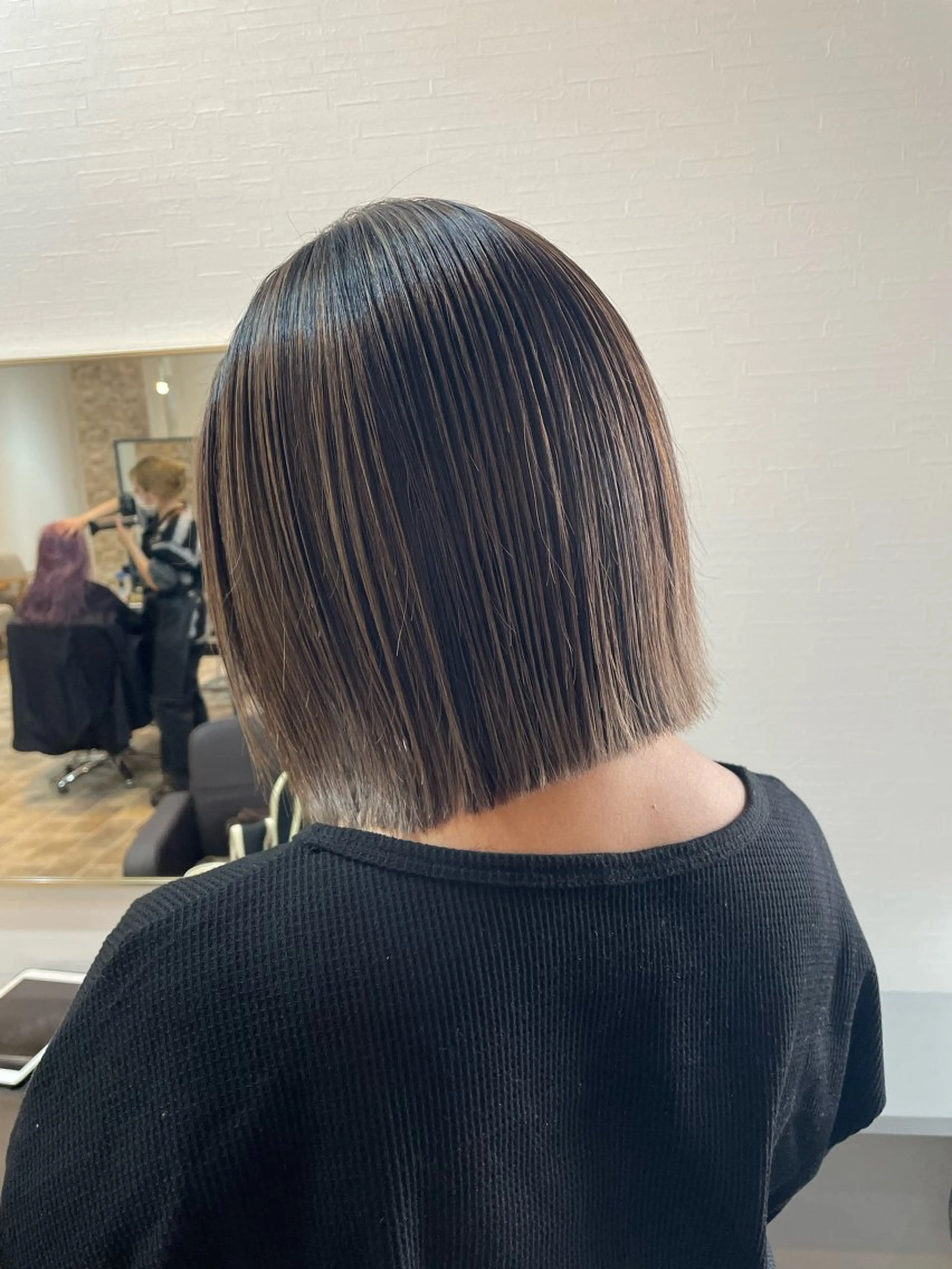 ショート カラー グレージュ ハイライトカラー ハイライト カット ヘアカラー トリートメント YUI/ ブリーチカラー🌷のヘアスタイル