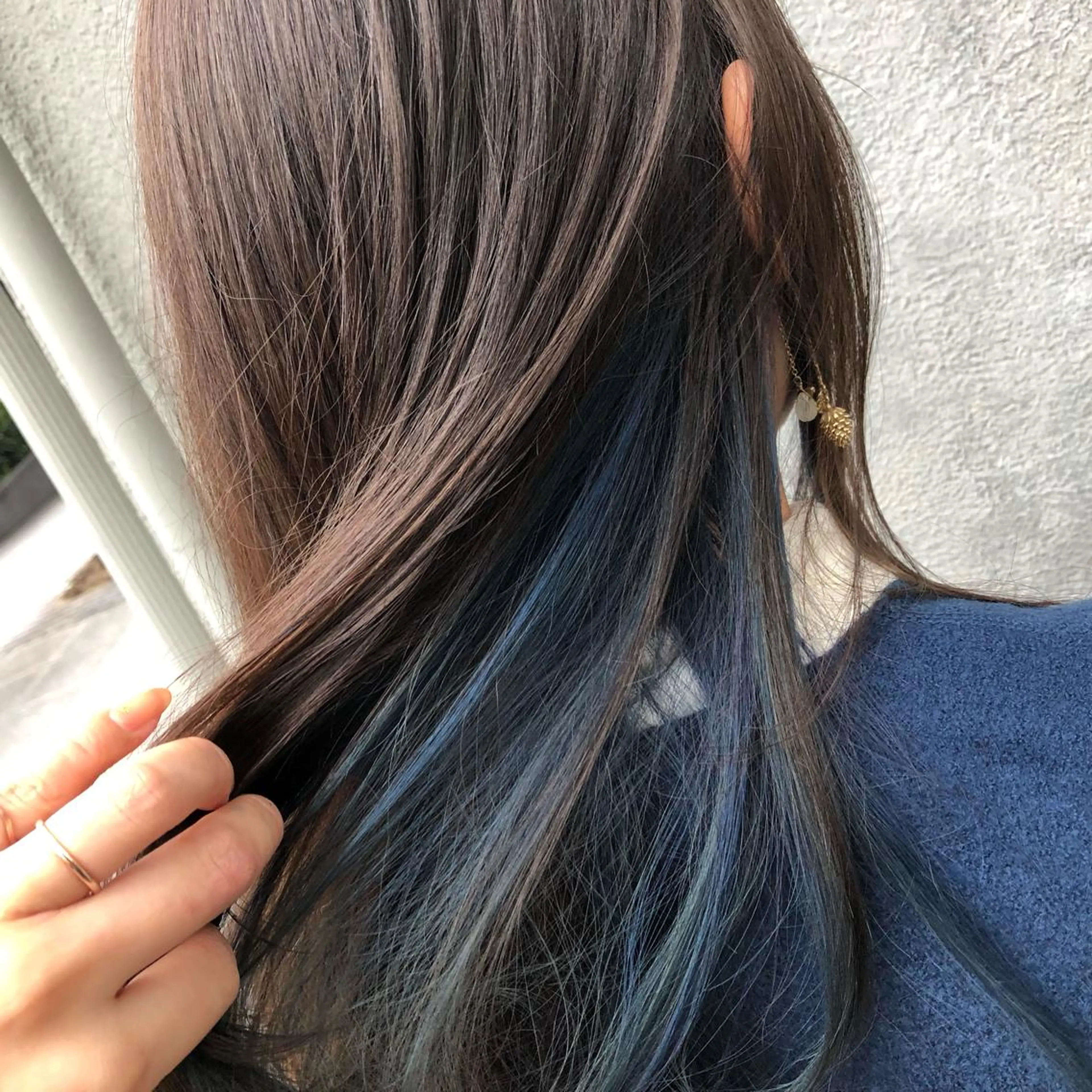 ロング カラー ブルーカラー インナーカラー EMANON所属・梅田美容室 高山アヤのヘアスタイル