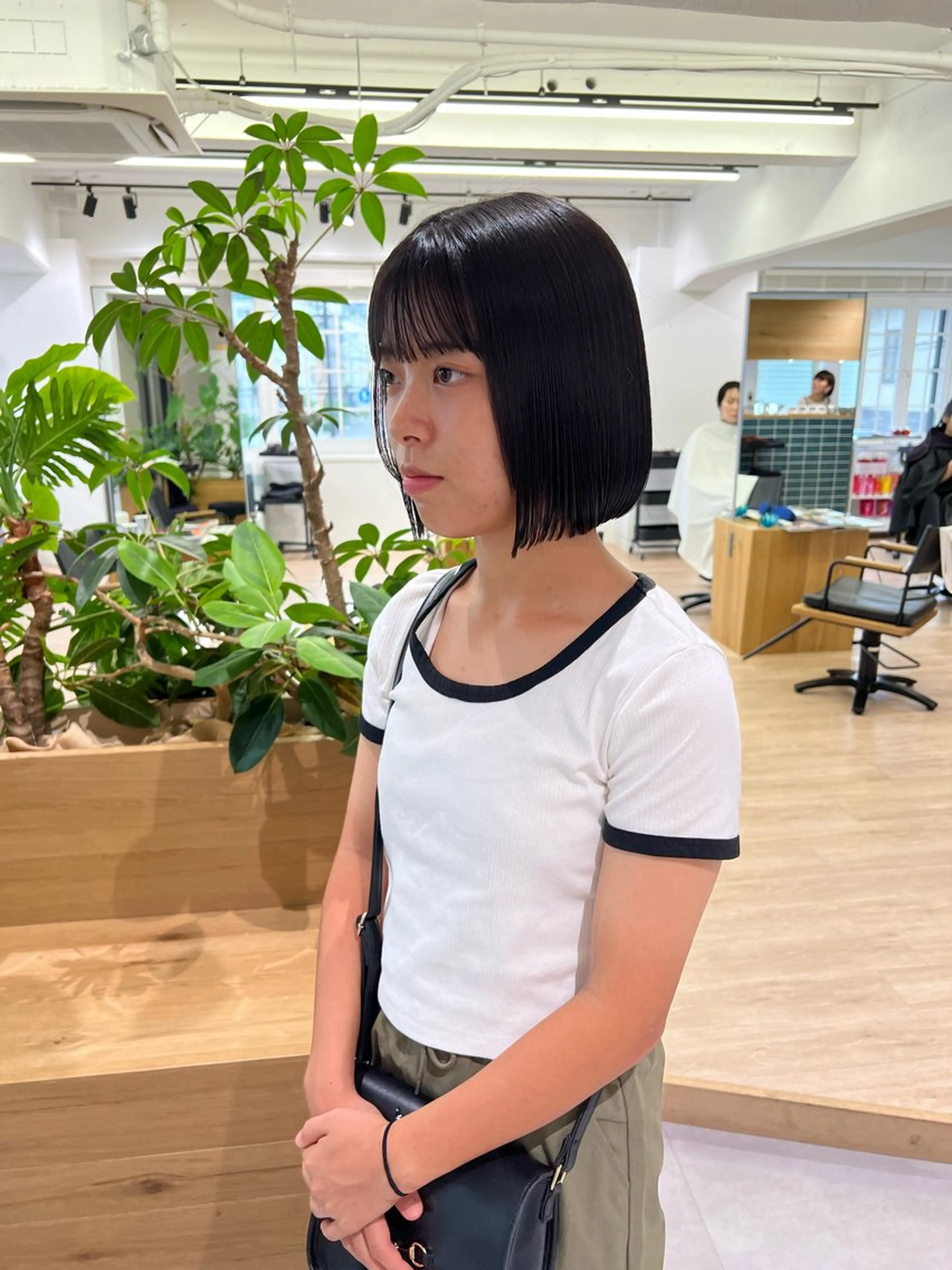 ショート 溝曽路 優衣のヘアスタイル