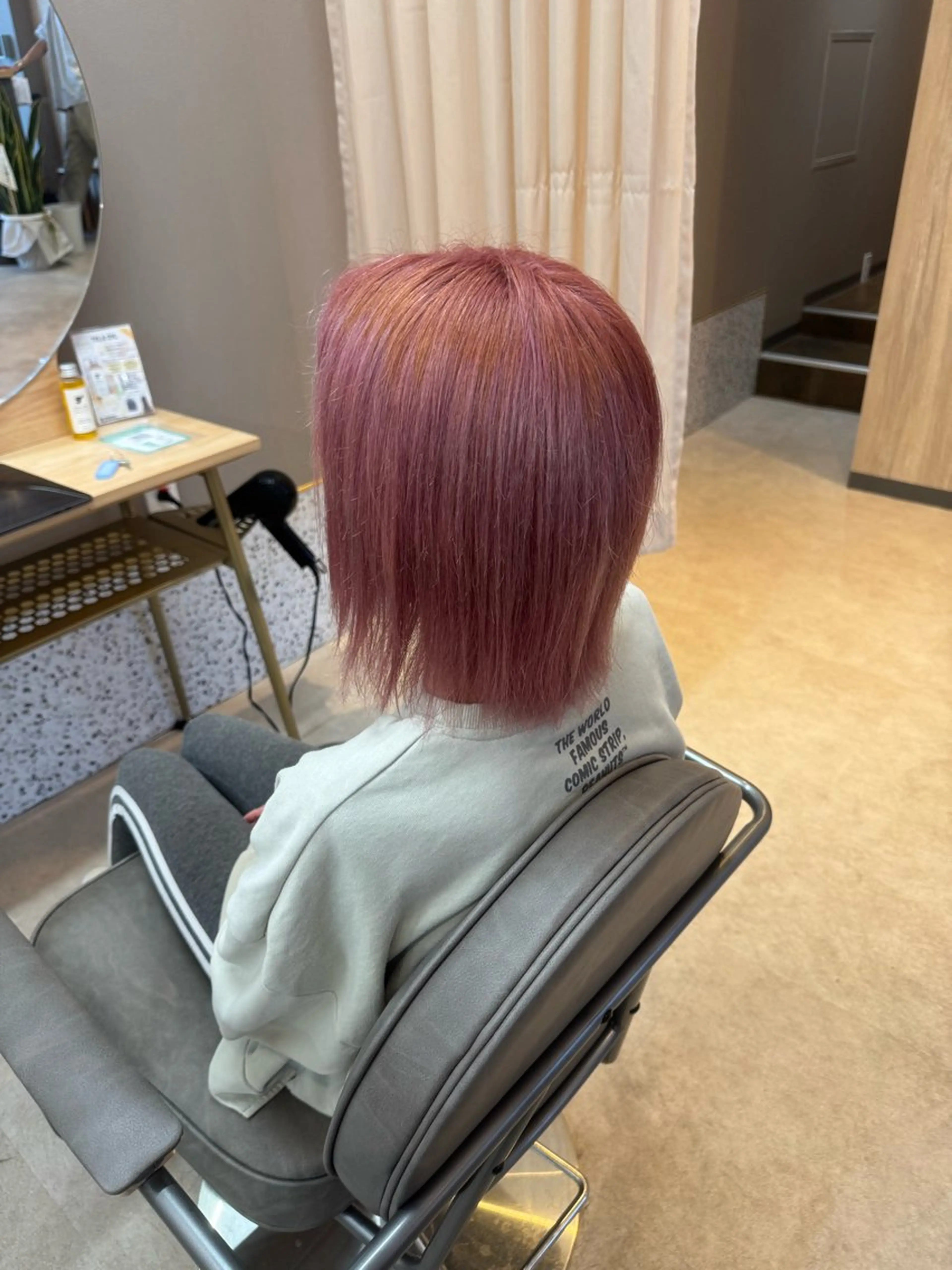 ミディアム カット ヘアカラー 船戸 直毅のヘアスタイル