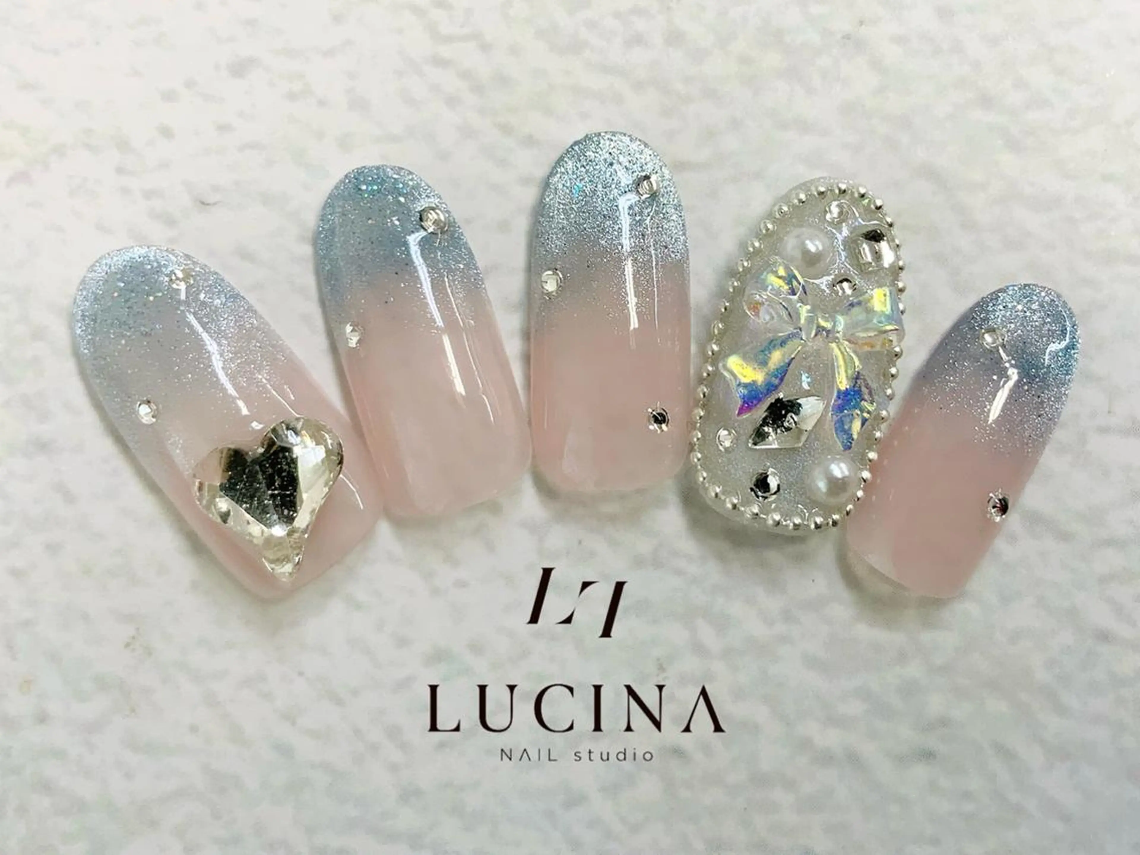 ネイル クリアネイル 長さ出し フットネイル フレンチネイル ジェルネイル ハンドネイル 新橋 ルキナ スタッフのネイルデザイン