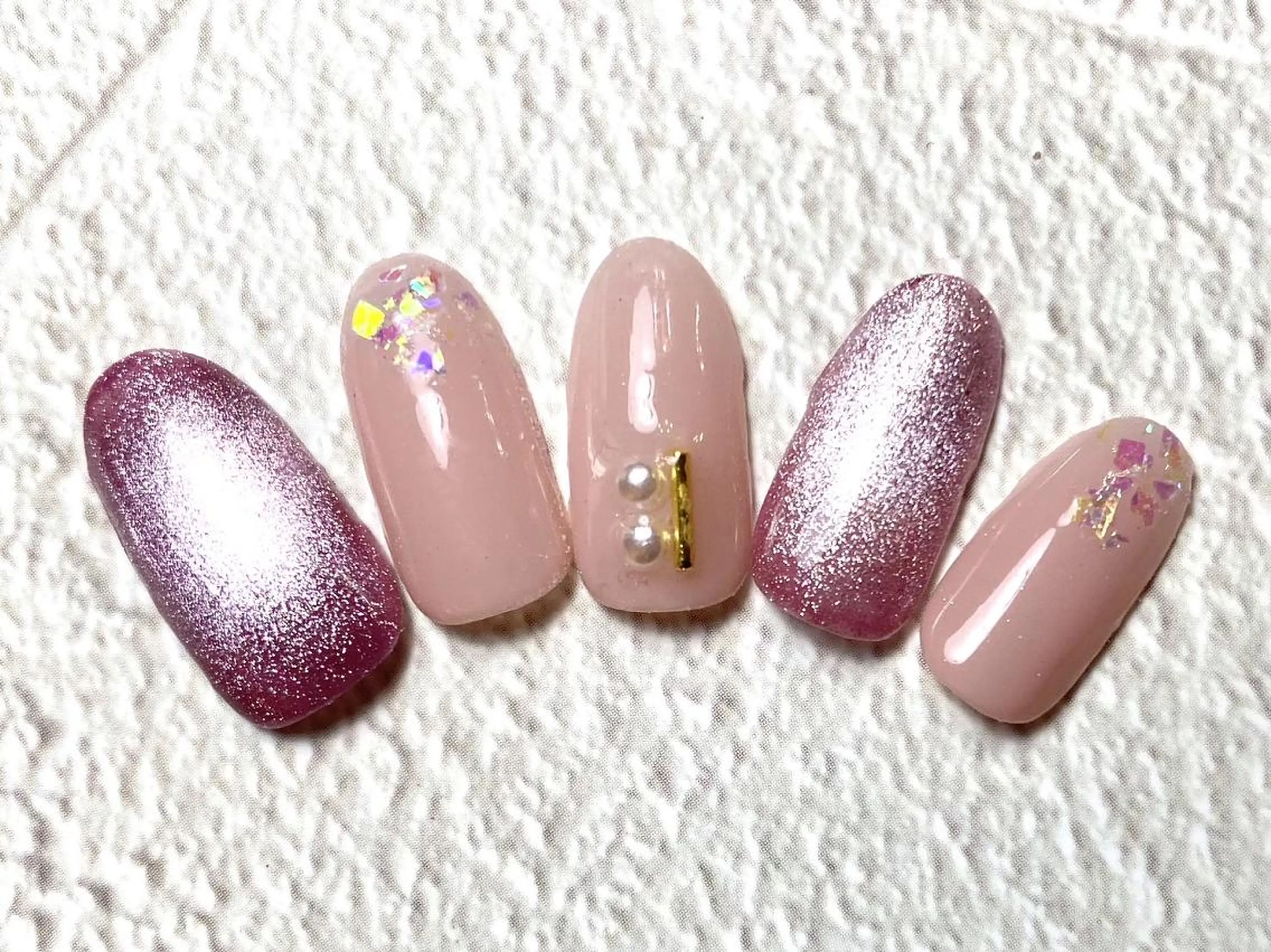 ショート ネイル デート アートネイル シンプルネイル ハンドネイル Nailist Honamiのネイルデザイン