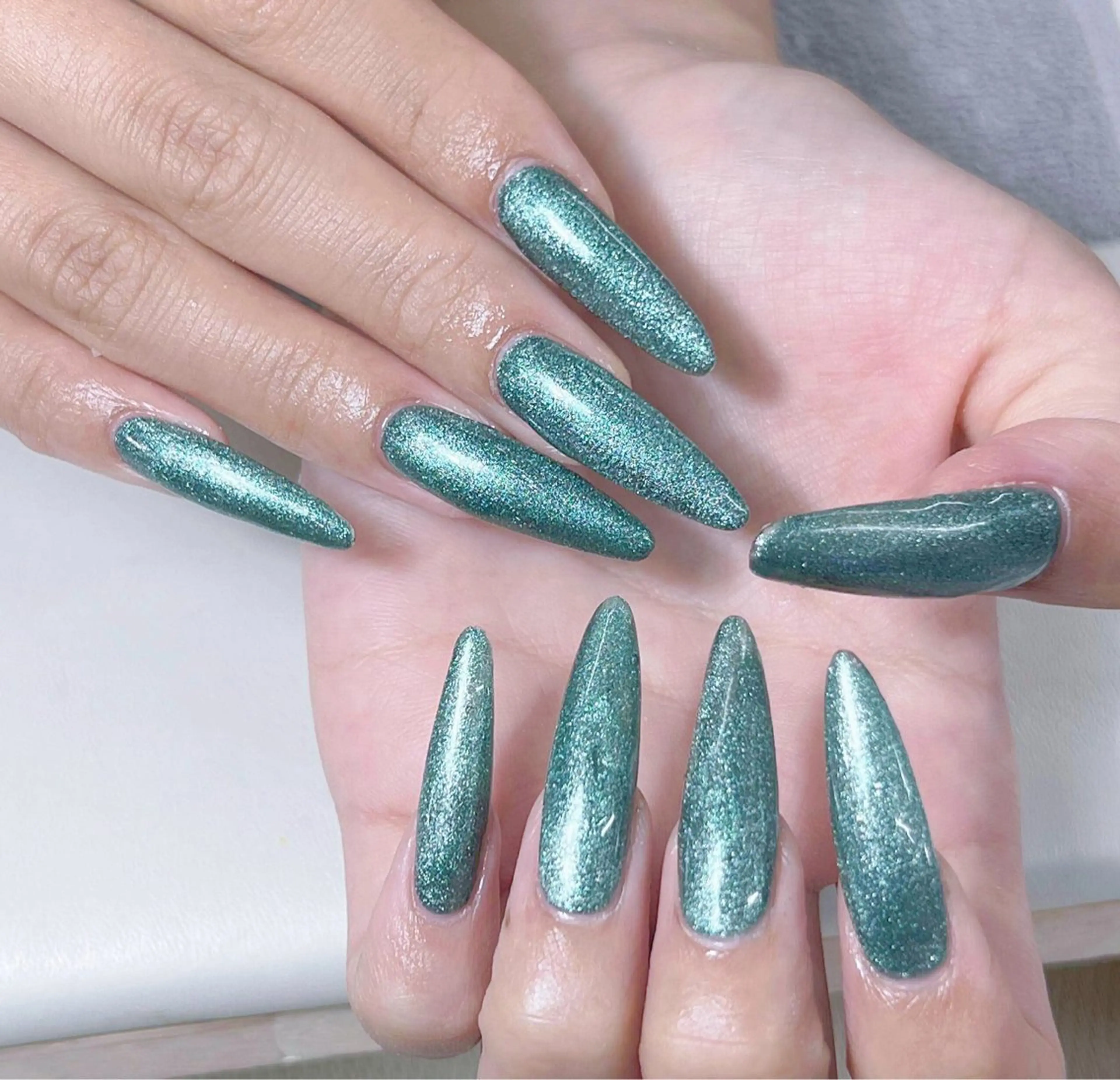 ネイル オーロラネイル ブルー チークネイル フットネイル フレンチネイル ハンドネイル REI レイのネイルデザイン