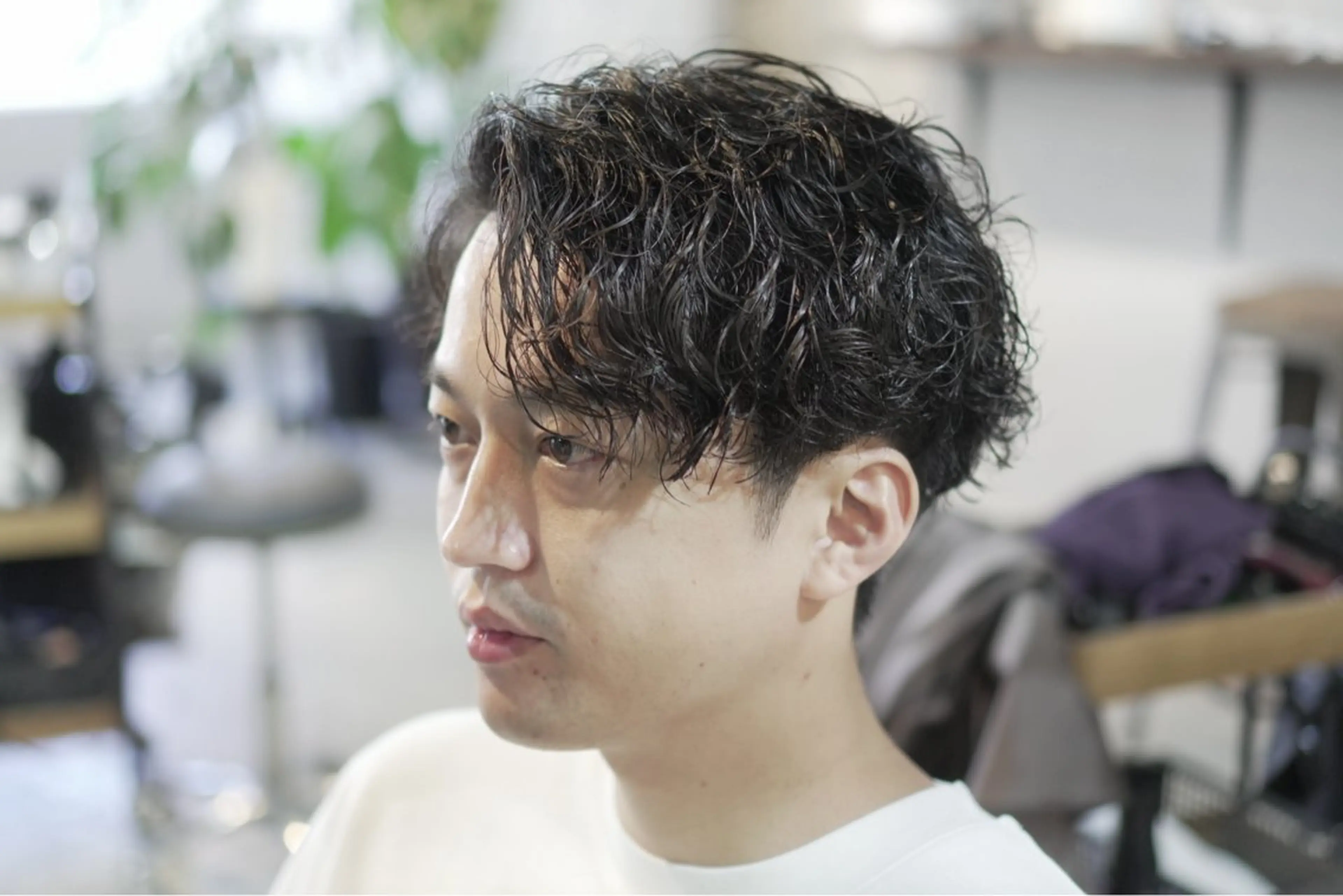 メンズ センターパート メンズパーマ 癖毛風パーマ/ 栄/JEONのヘアスタイル