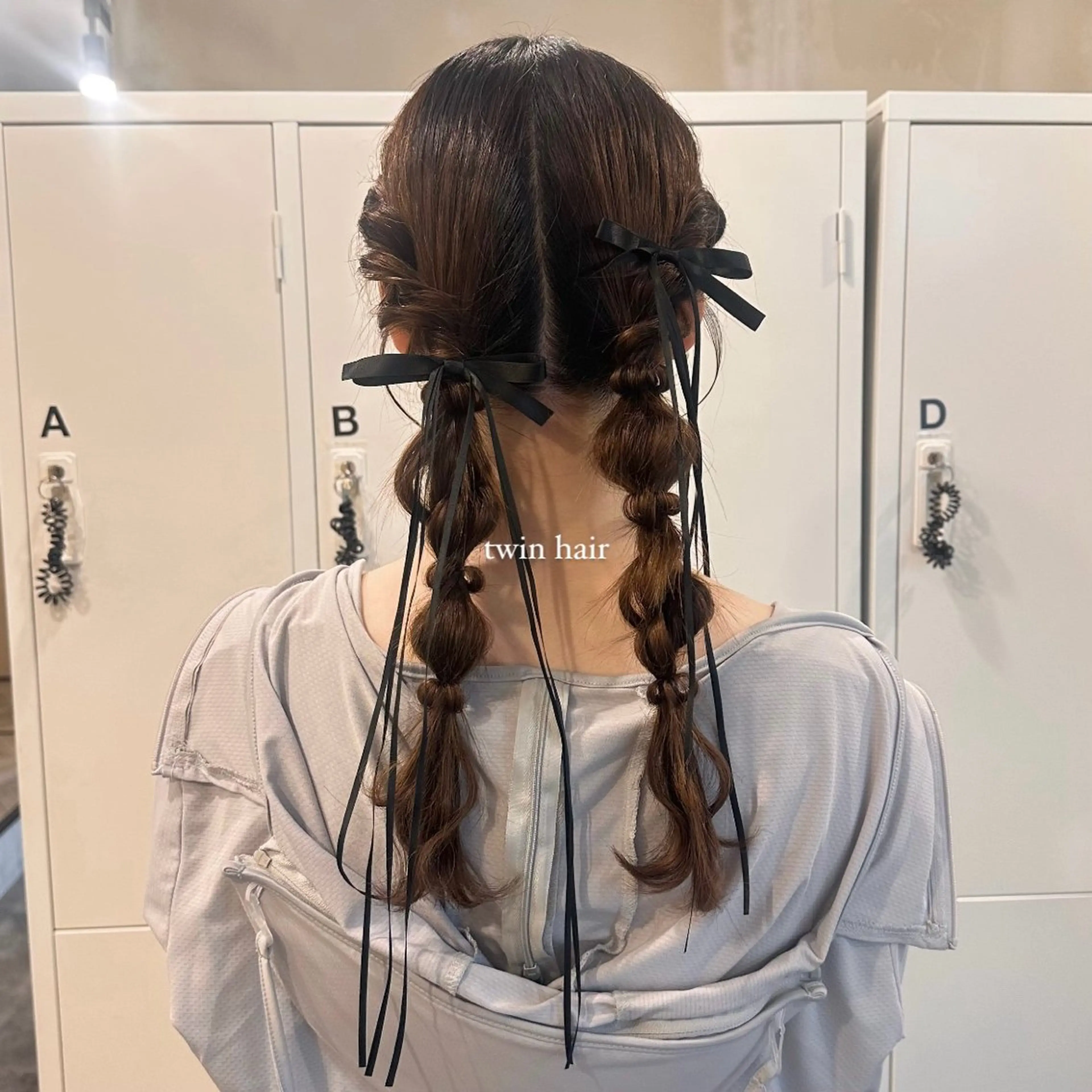 セミロング カラー ヘアアレンジ makoto / 韓国風ヘア🎀🪄︎のヘアスタイル