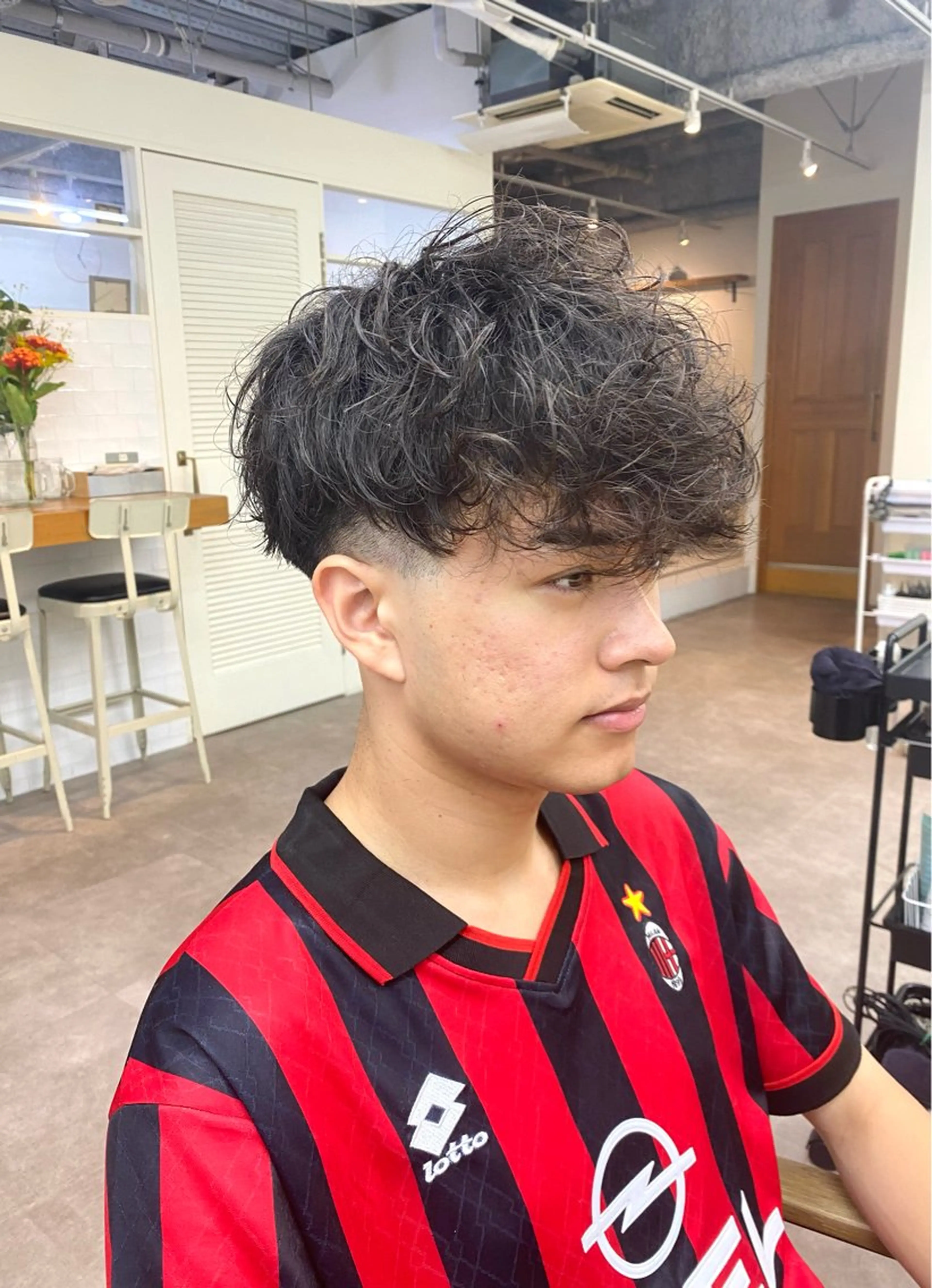 パーマ メンズ メンズパーマ スペインカール スパイラルパーマ カット パーマ シャドウパーマ/ 波巻パーマYu-Kiのヘアスタイル