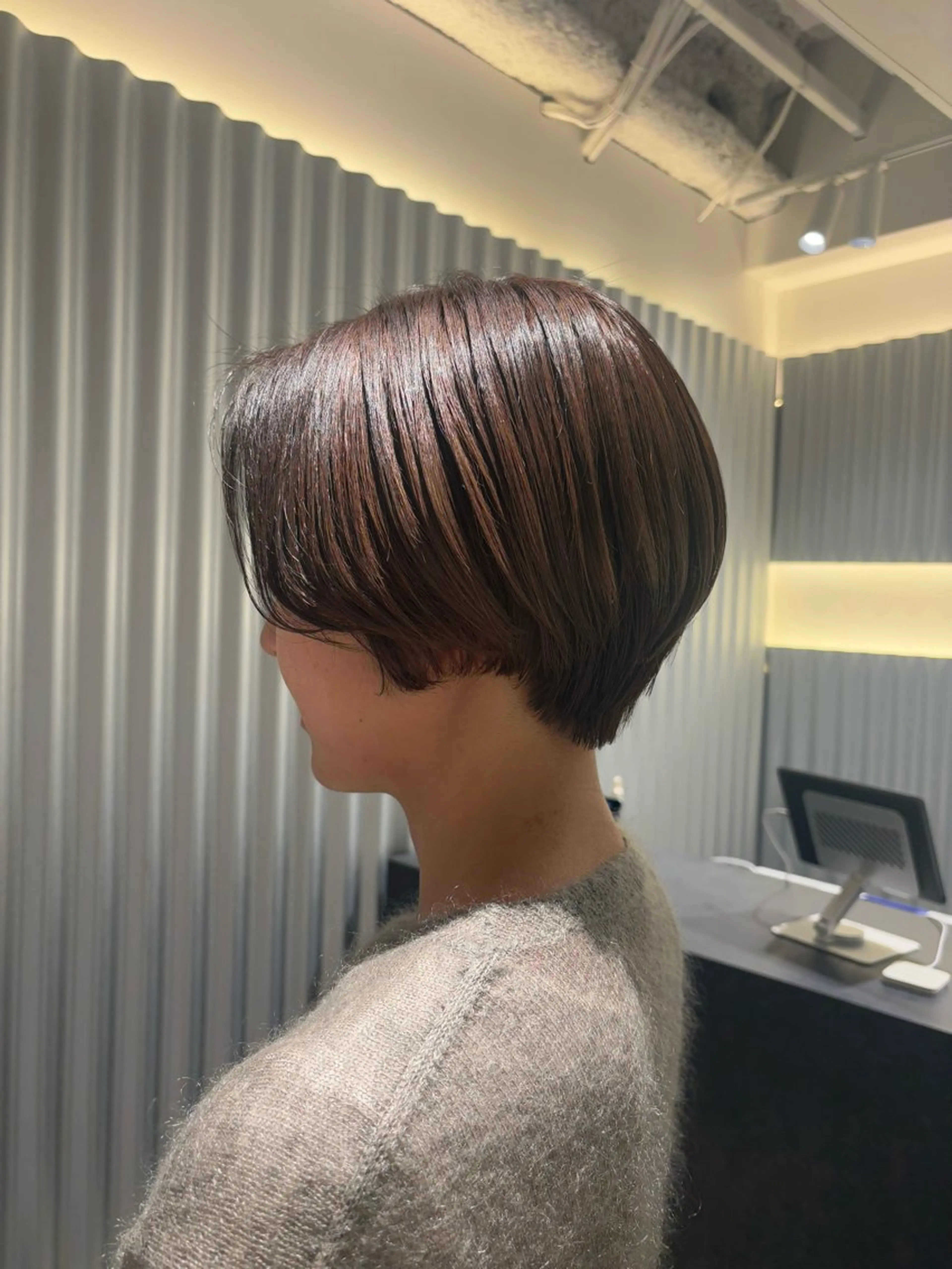 ショート カラー パーマ ヘアアレンジ ショートヘア カット ヘアカラー トリートメント ヘッドスパ ヘアセット 押切 響　のヘアスタイル