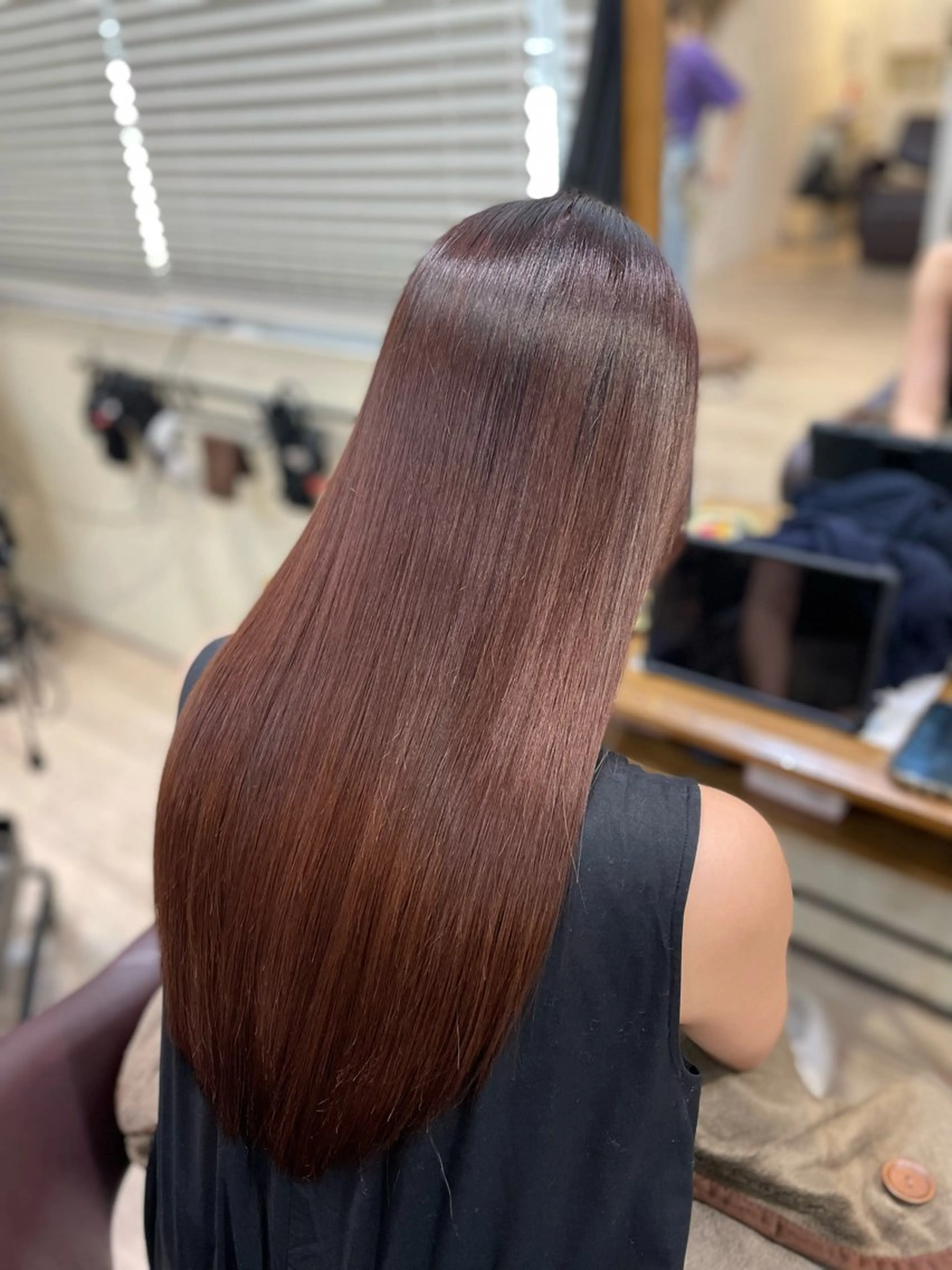 ロング 茅野 あゆ美のヘアスタイル