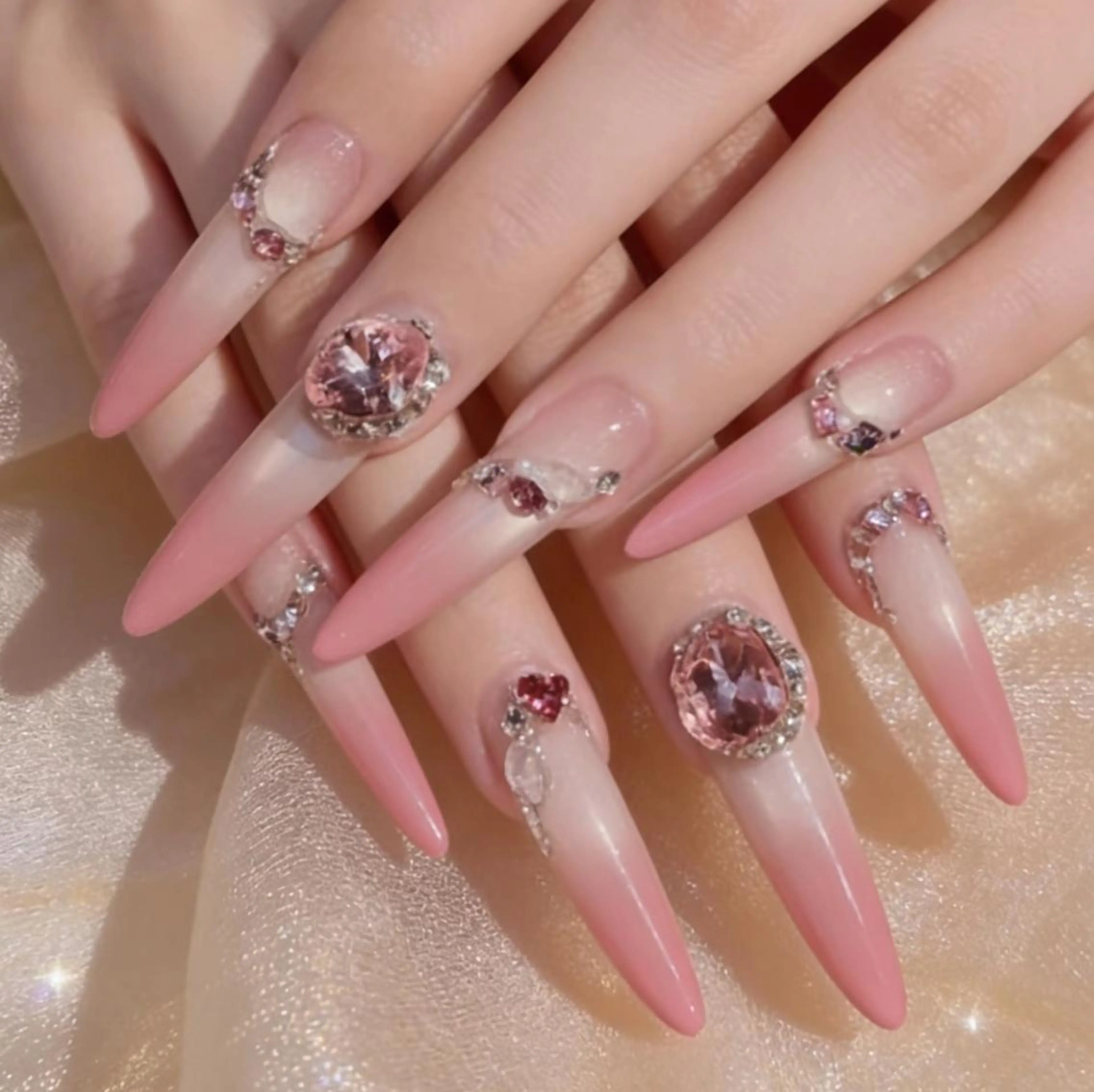 ネイル ハンドネイル Pure&Rich Nailのネイルデザイン