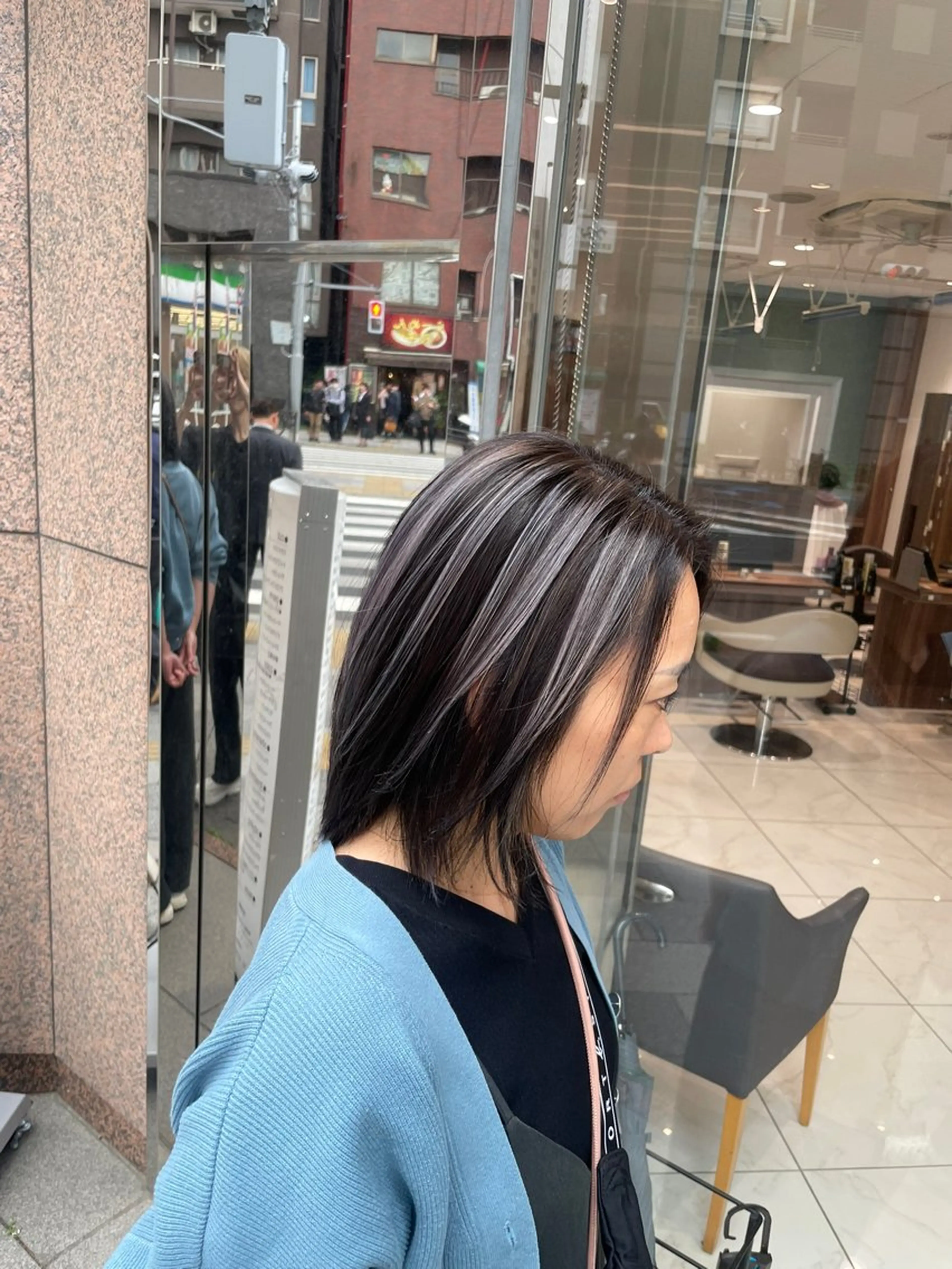 ショート カラー バレイヤージュ ハイライトカラー ハイライト レイヤーカット カット ヘアカラー 🇰🇷韓国ヘア★ 副店長.쿠리타⭐︎のヘアスタイル