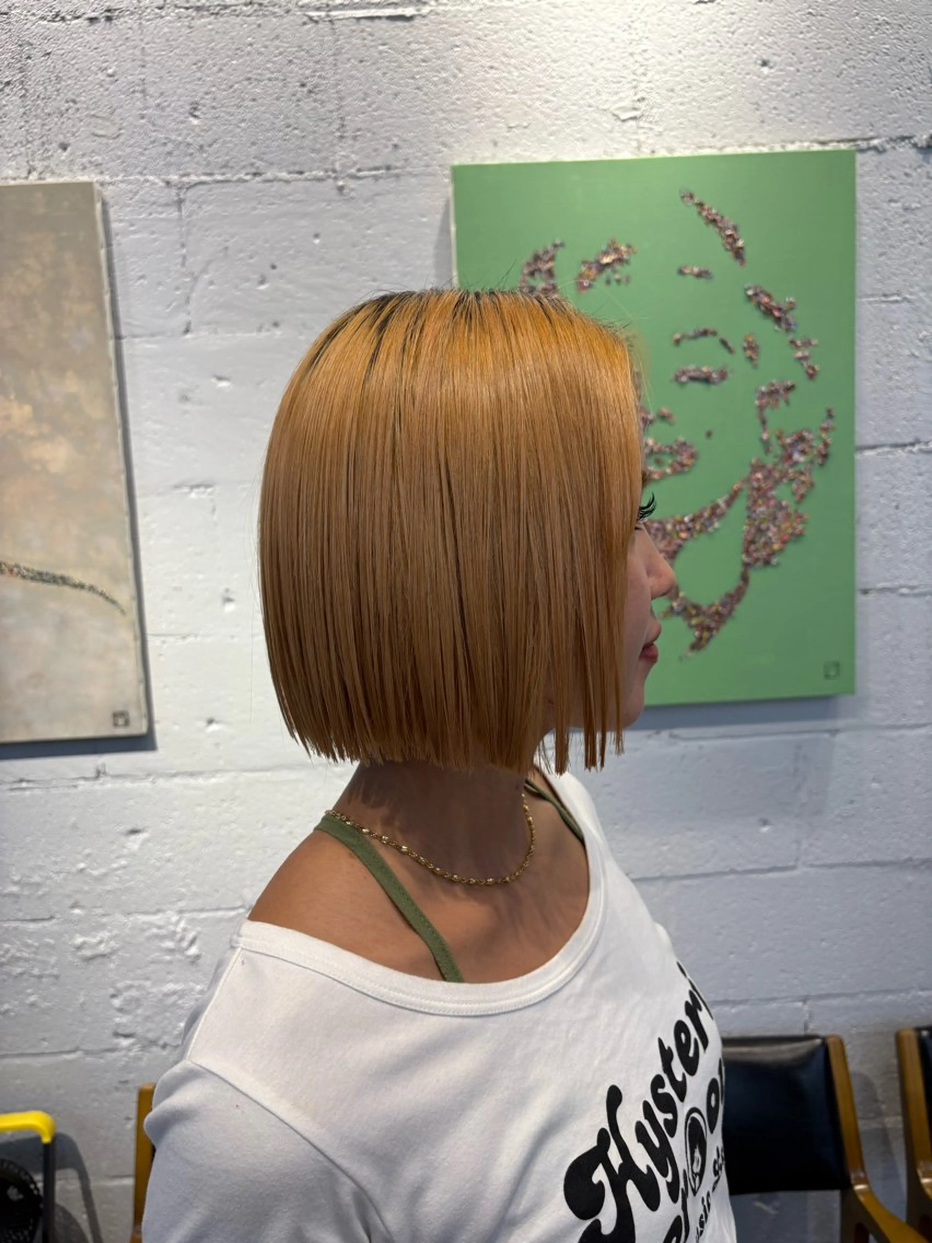 ショート ボブ 久貝 莉子のヘアスタイル