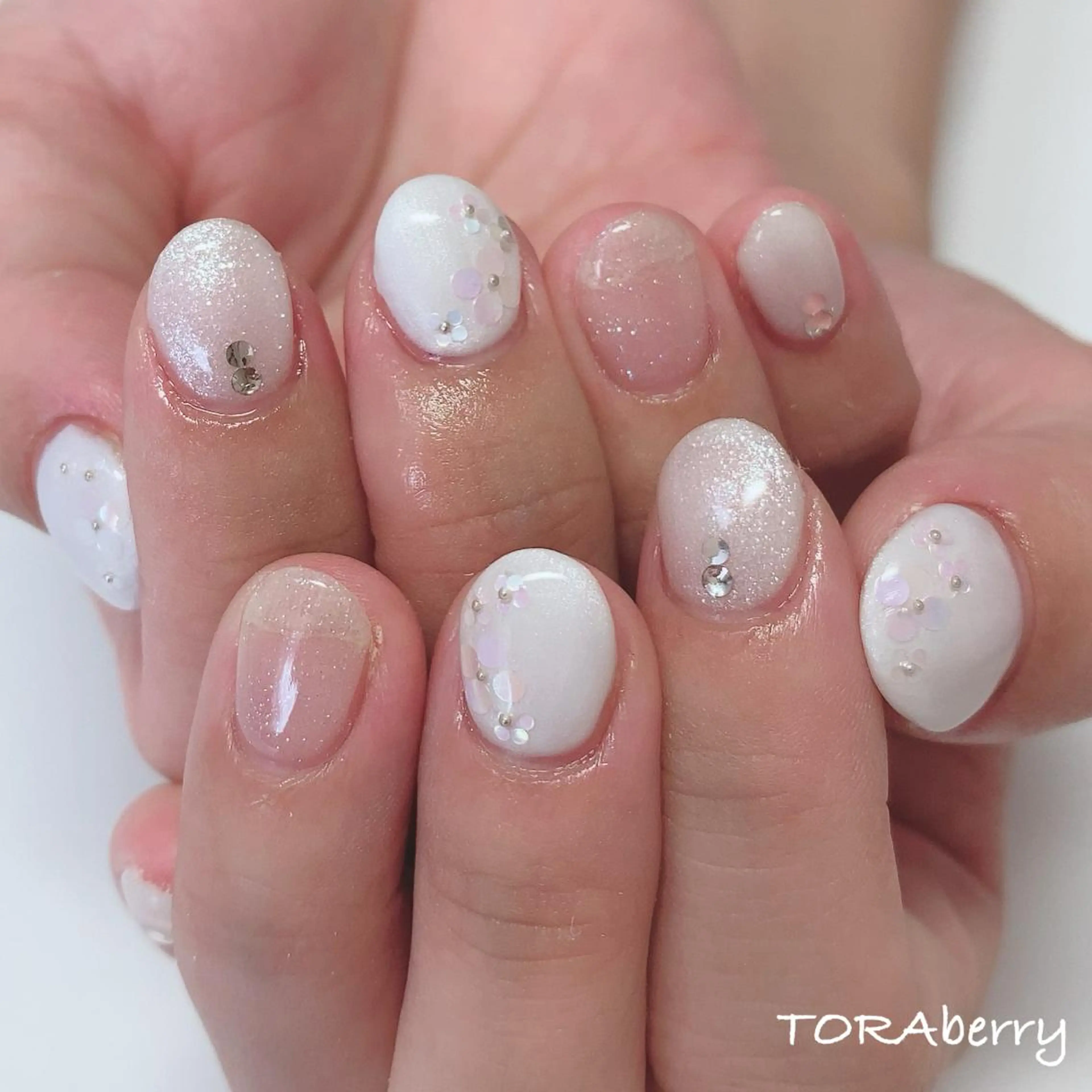 ネイル ハンドネイル ネイリスト なつみのネイルデザイン