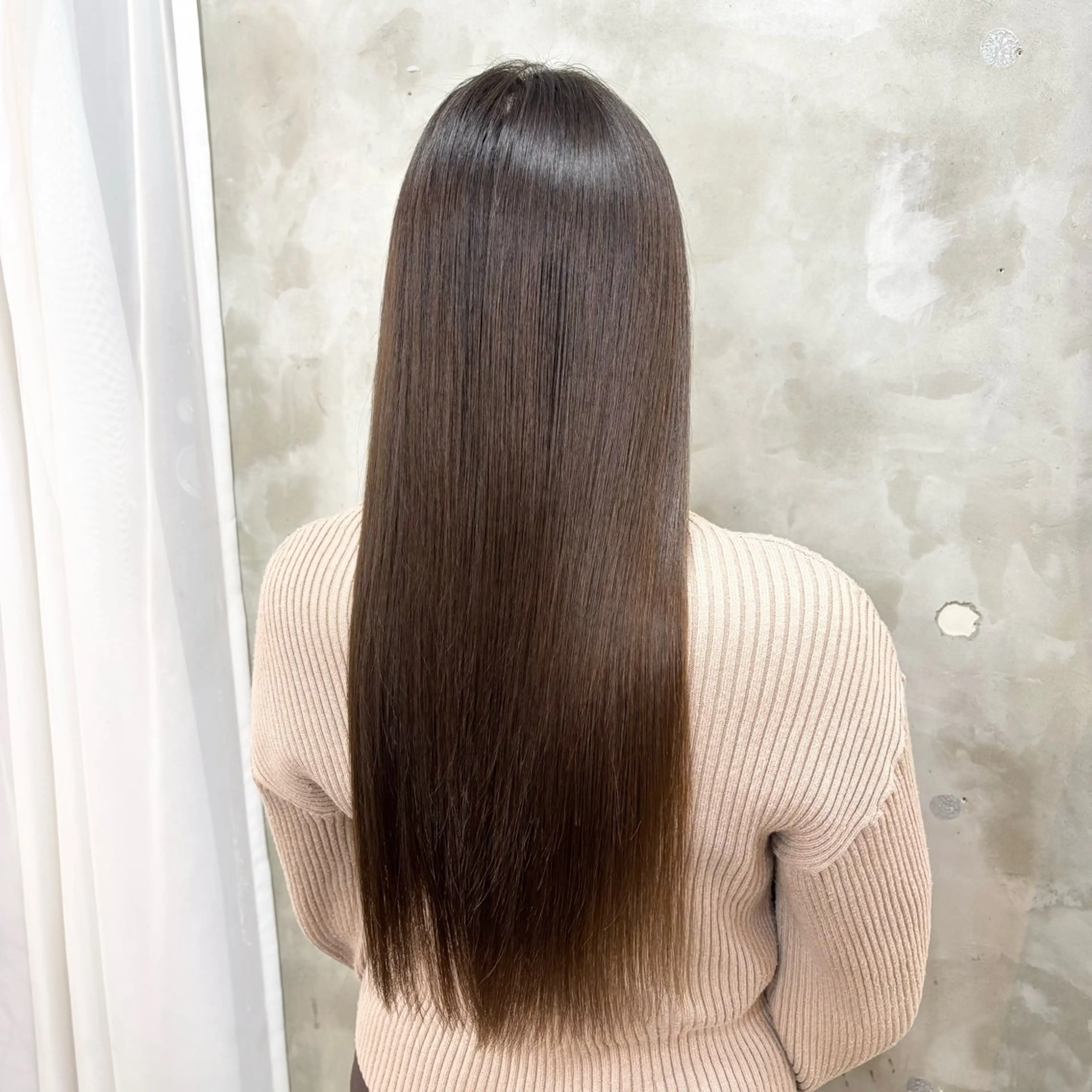 ロング ヘアカラー トリートメント 美容室eTONe仙台駅前所属・艶髪‎カラー🤍 RIKAのヘアスタイル