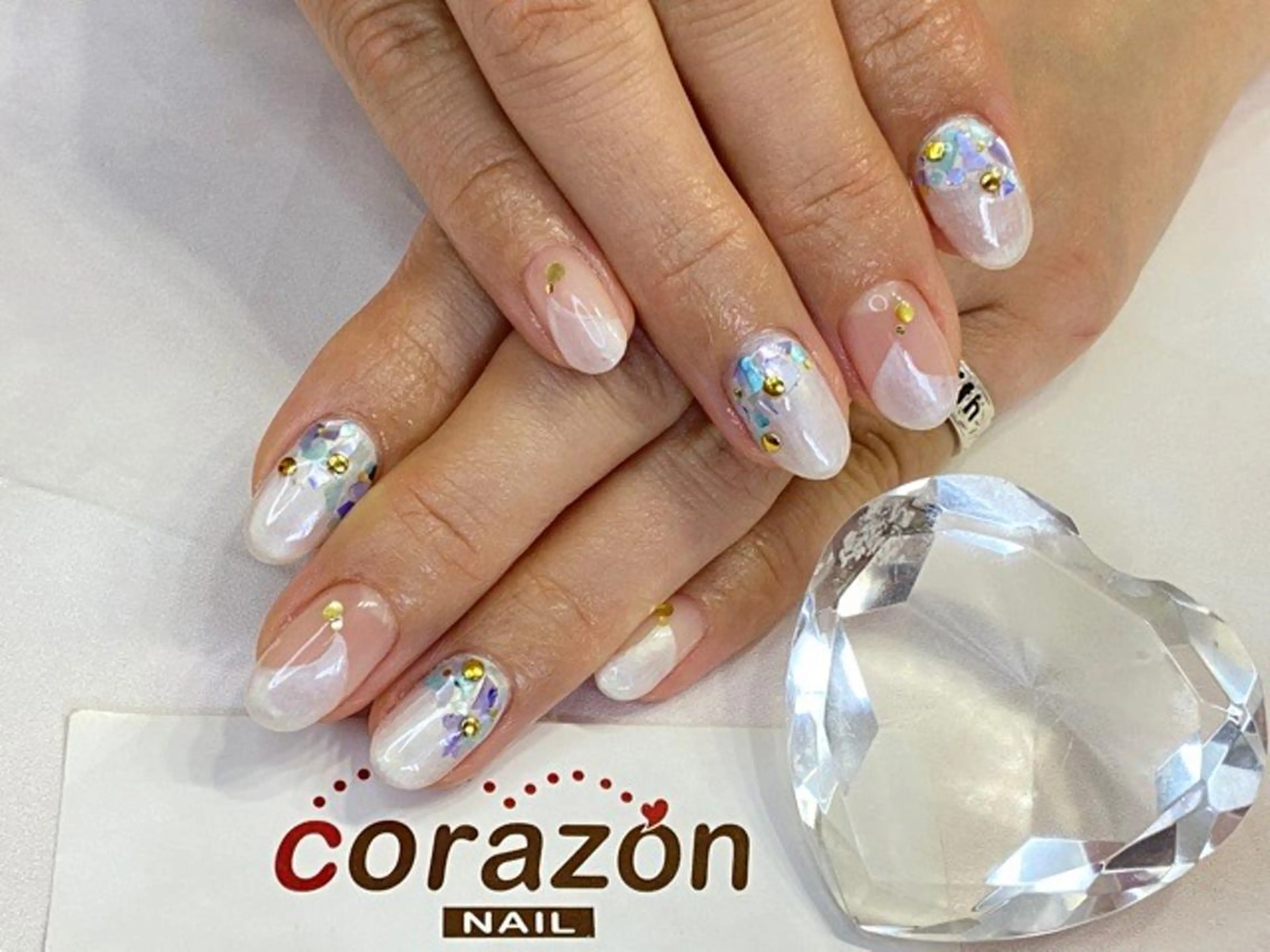 ネイル ブルー 水色 ホワイト ハンドネイル フットネイル ハンドケア ネイリスト aicoのネイルデザイン