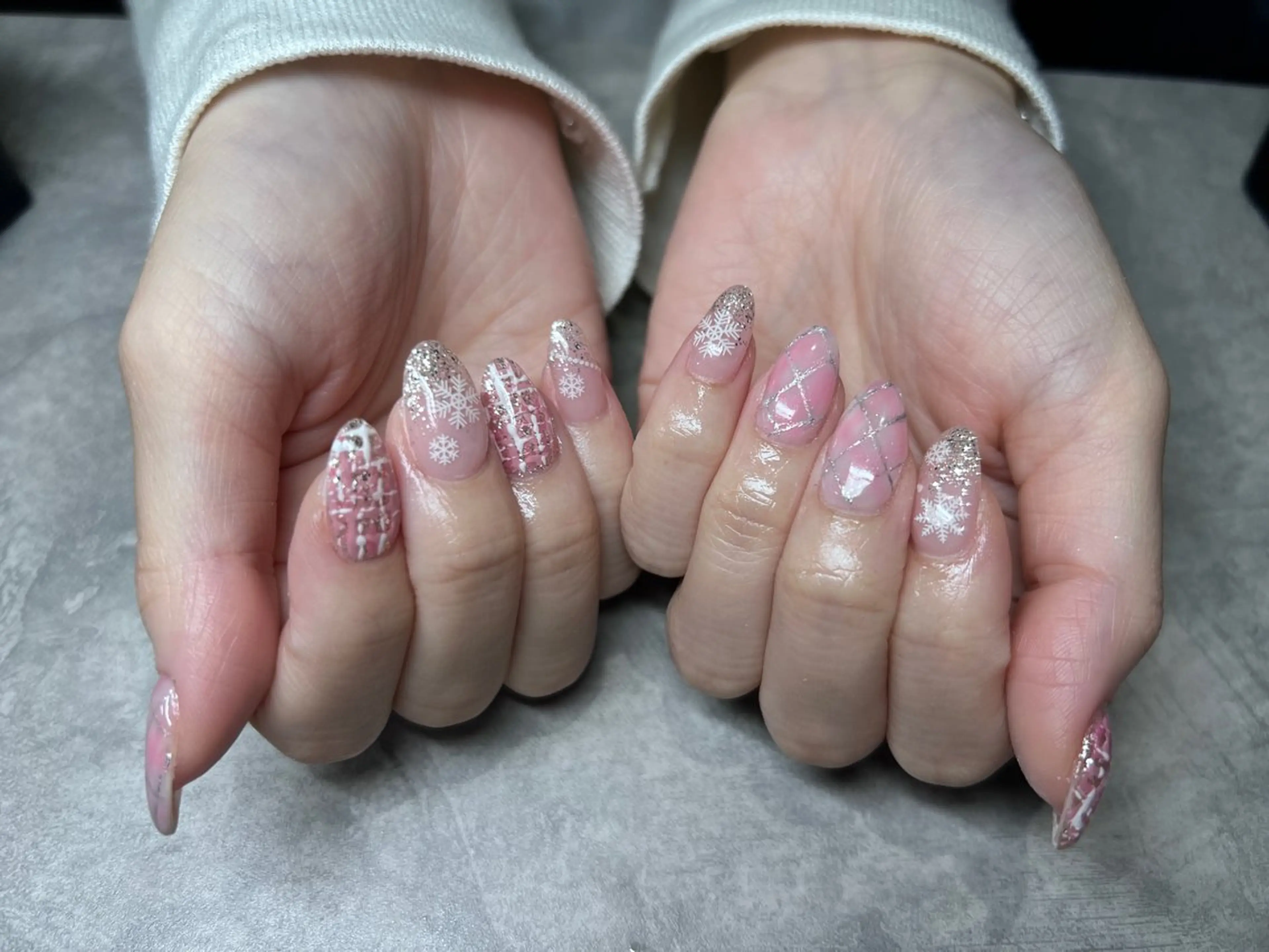 ネイル Miimo💅🏻 ほのか ·͜·♡のネイルデザイン