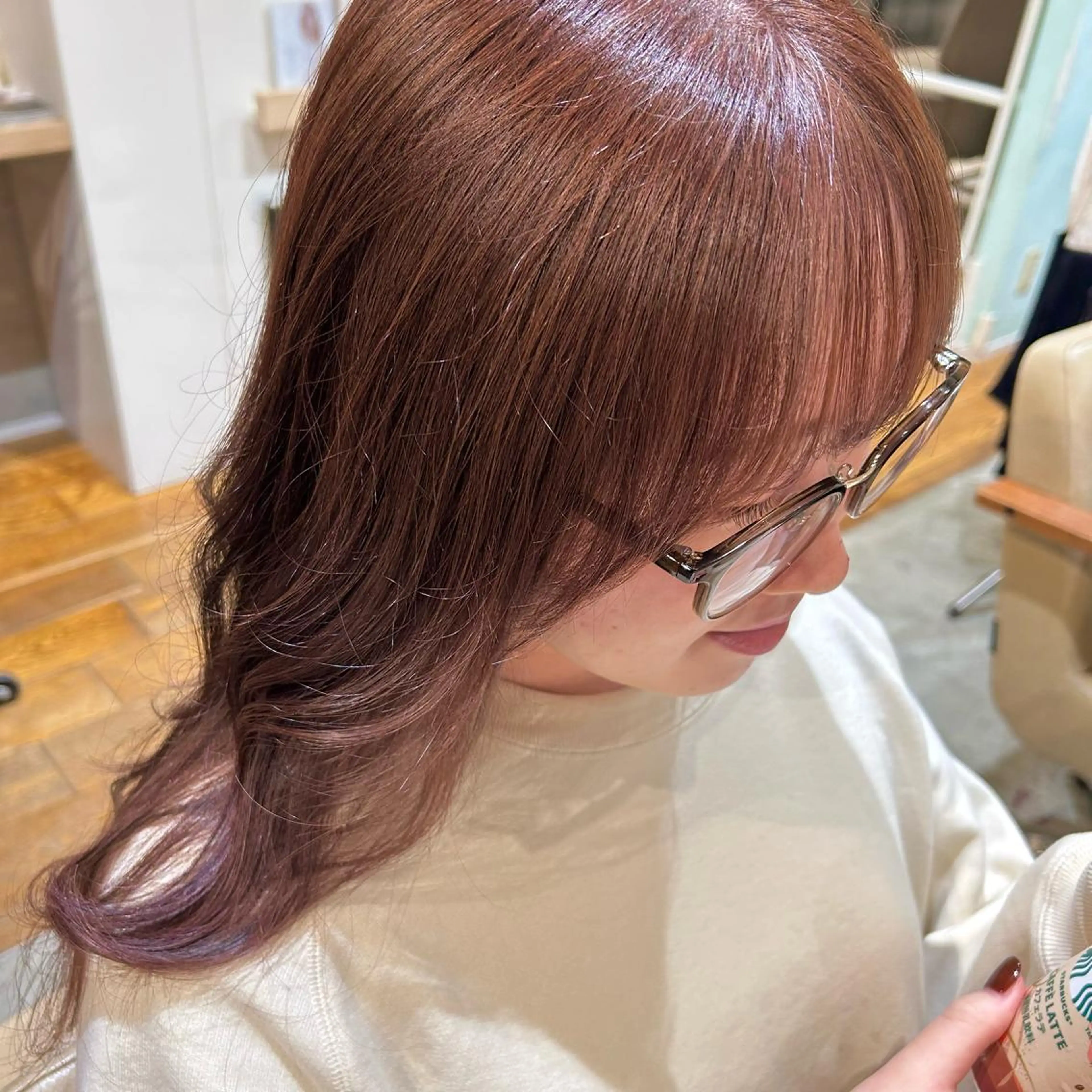 ロング 浅倉栞 /透明感カラーのヘアスタイル