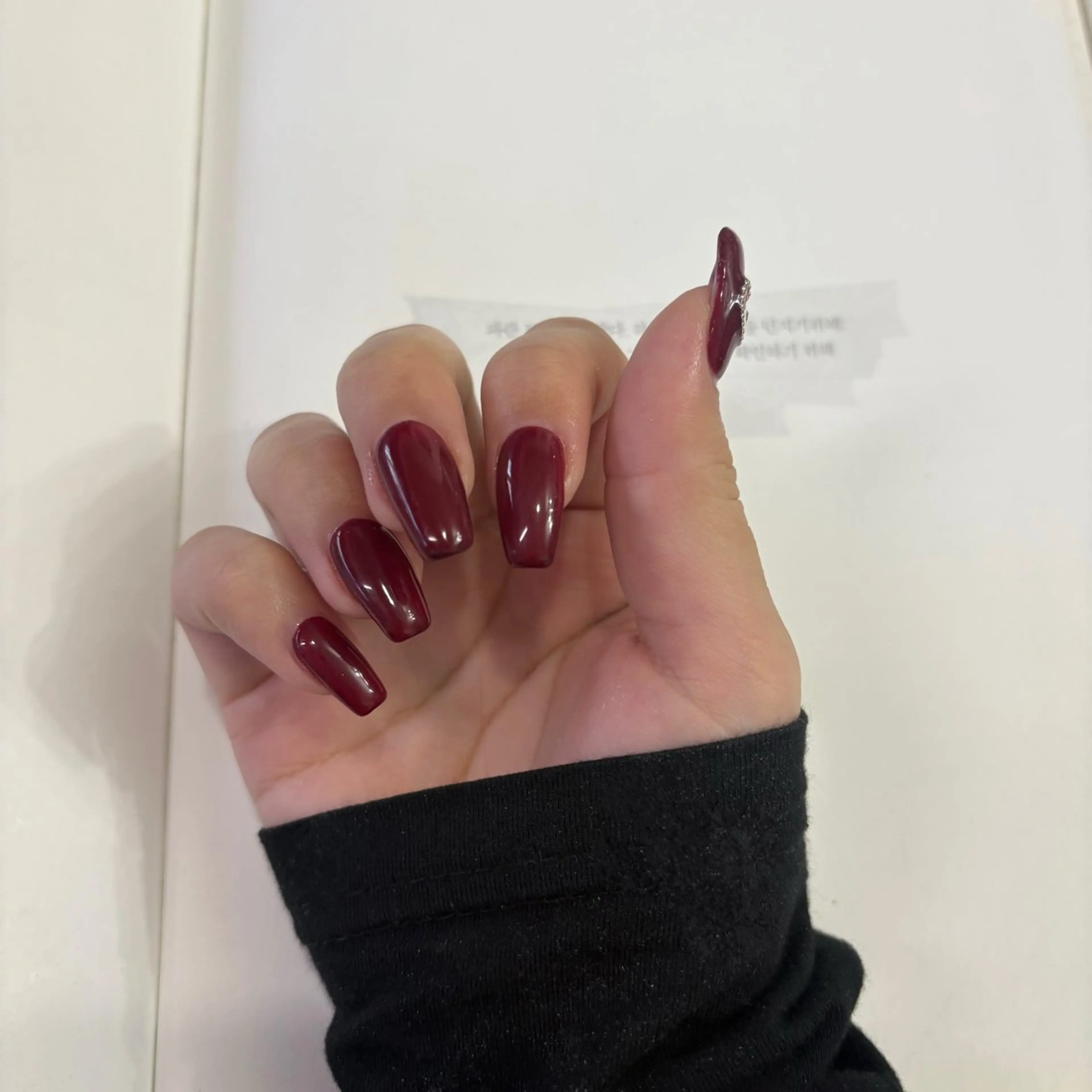 【オフなし】短いお爪でも大丈夫！！長さだし&パラジェルでワンカラー仕上げ✨マグネット、ミラー対応可（別途550円​〜​）の写真