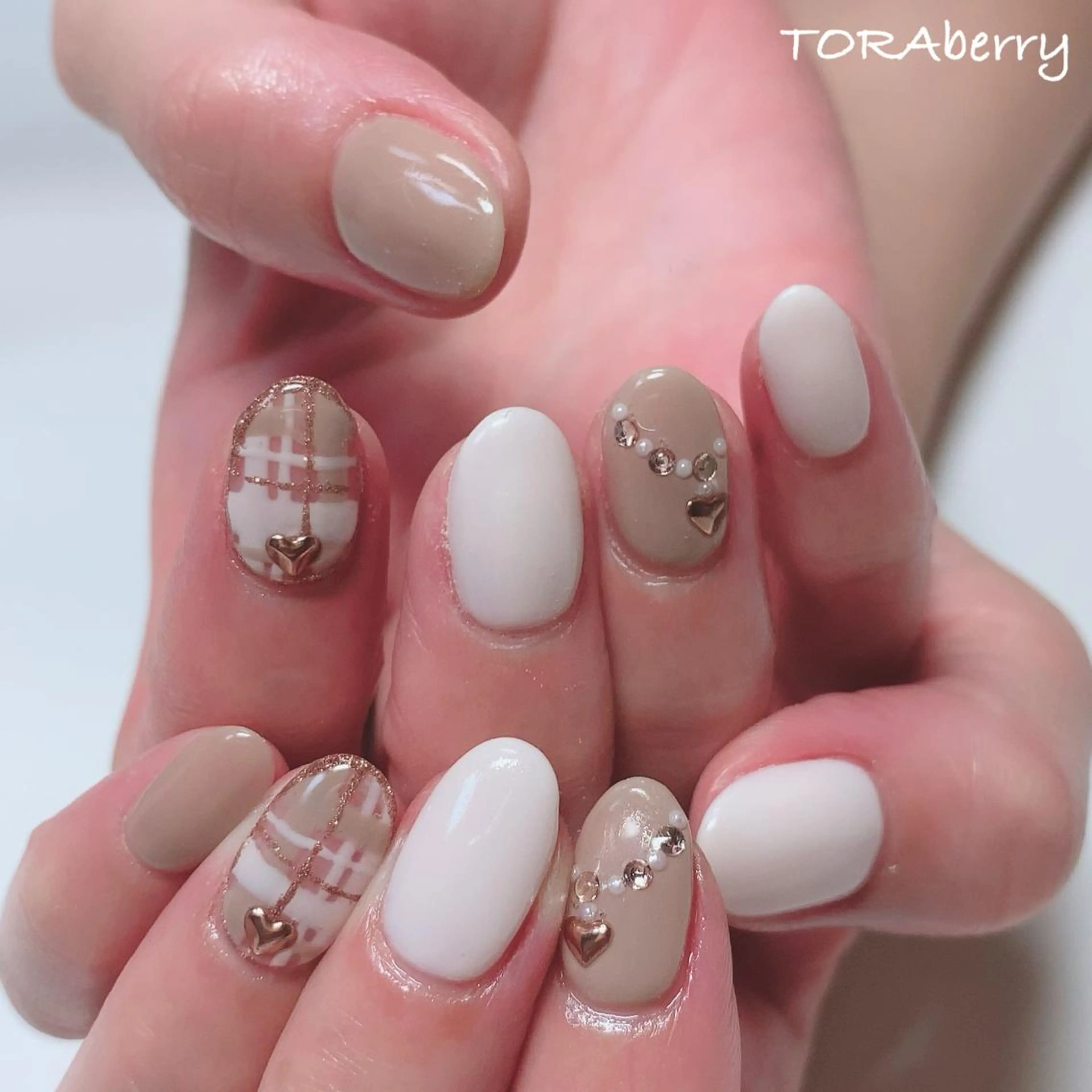 ネイル ネイリスト なつみのネイルデザイン