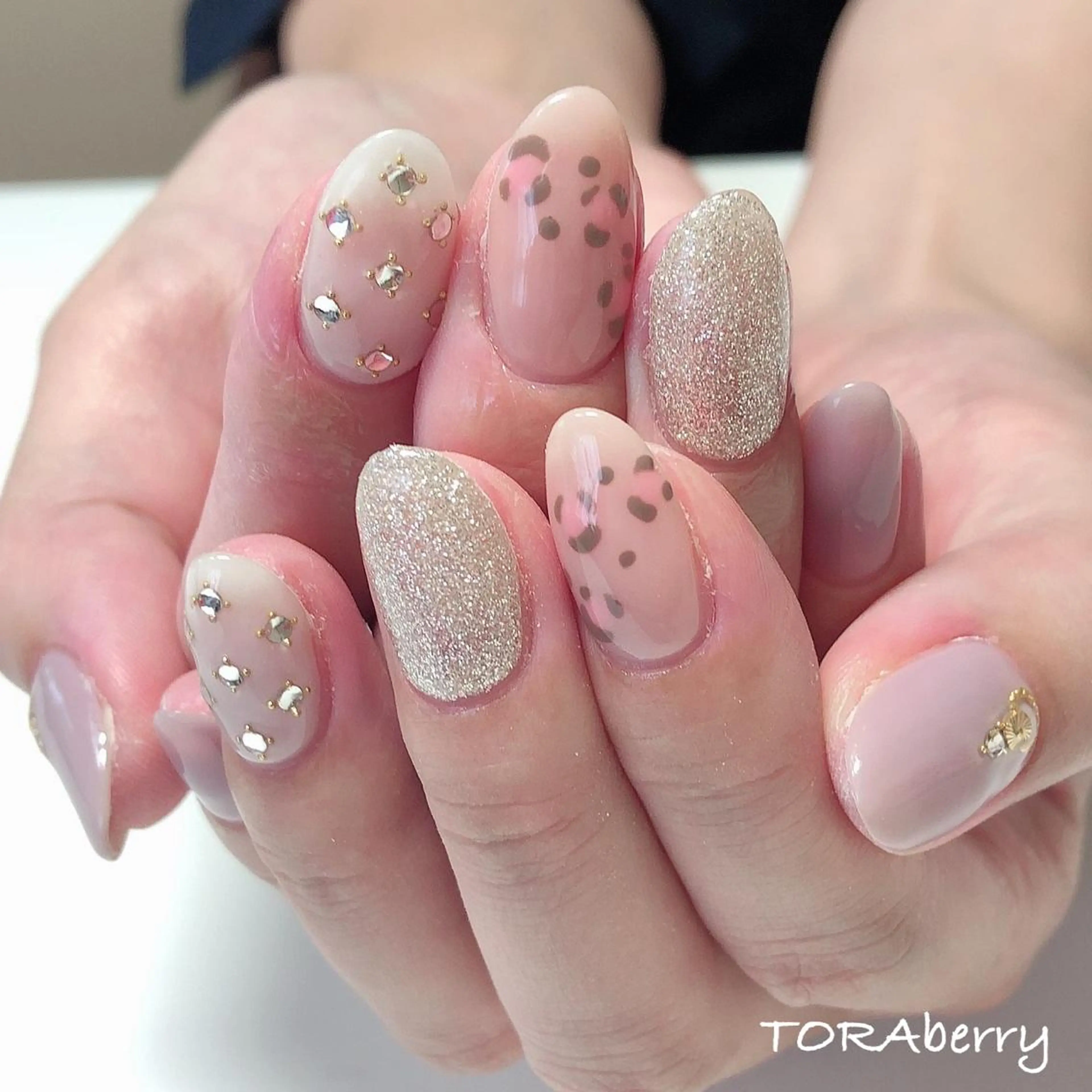 ネイル ネイリスト なつみのネイルデザイン