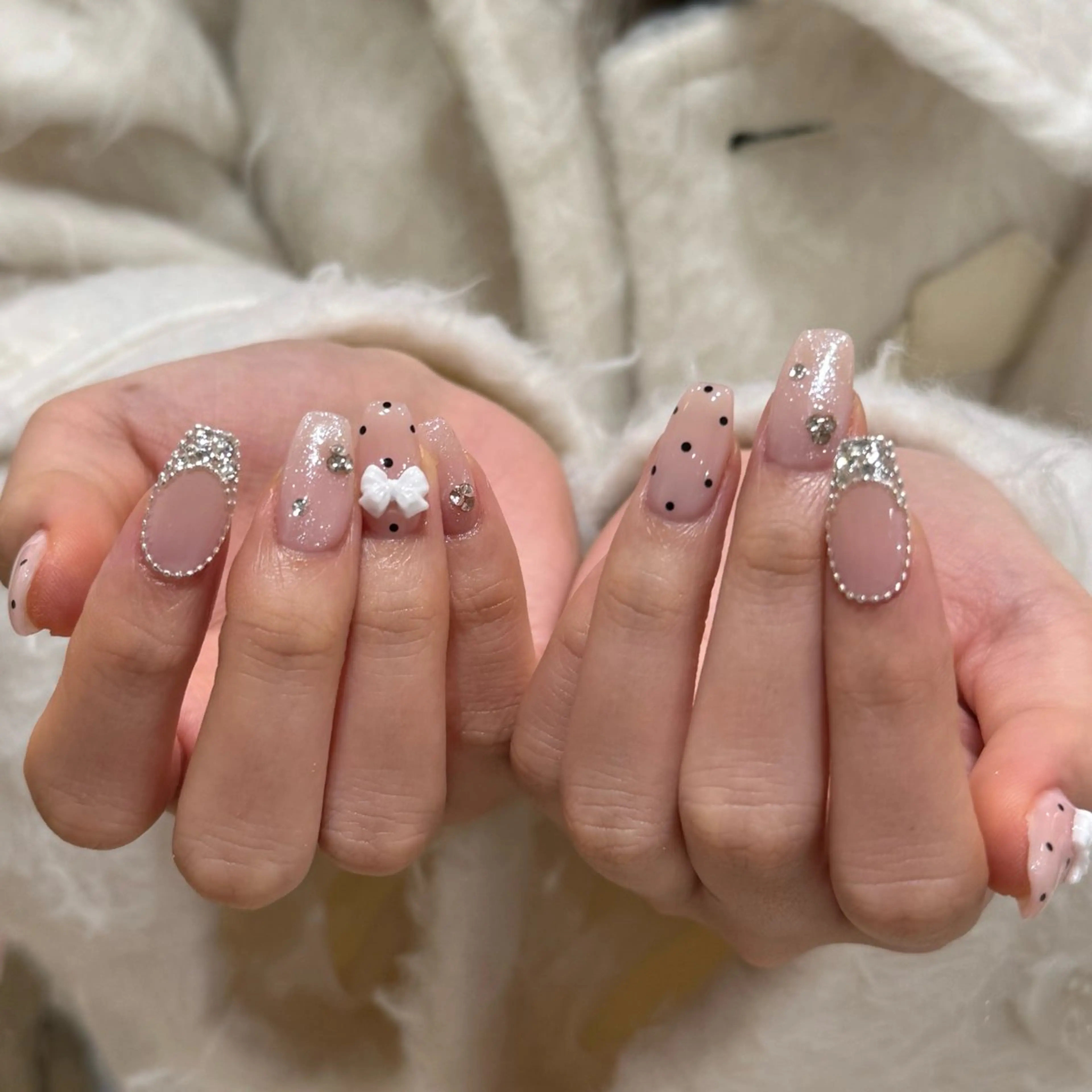 ネイル She nail KONのネイルデザイン