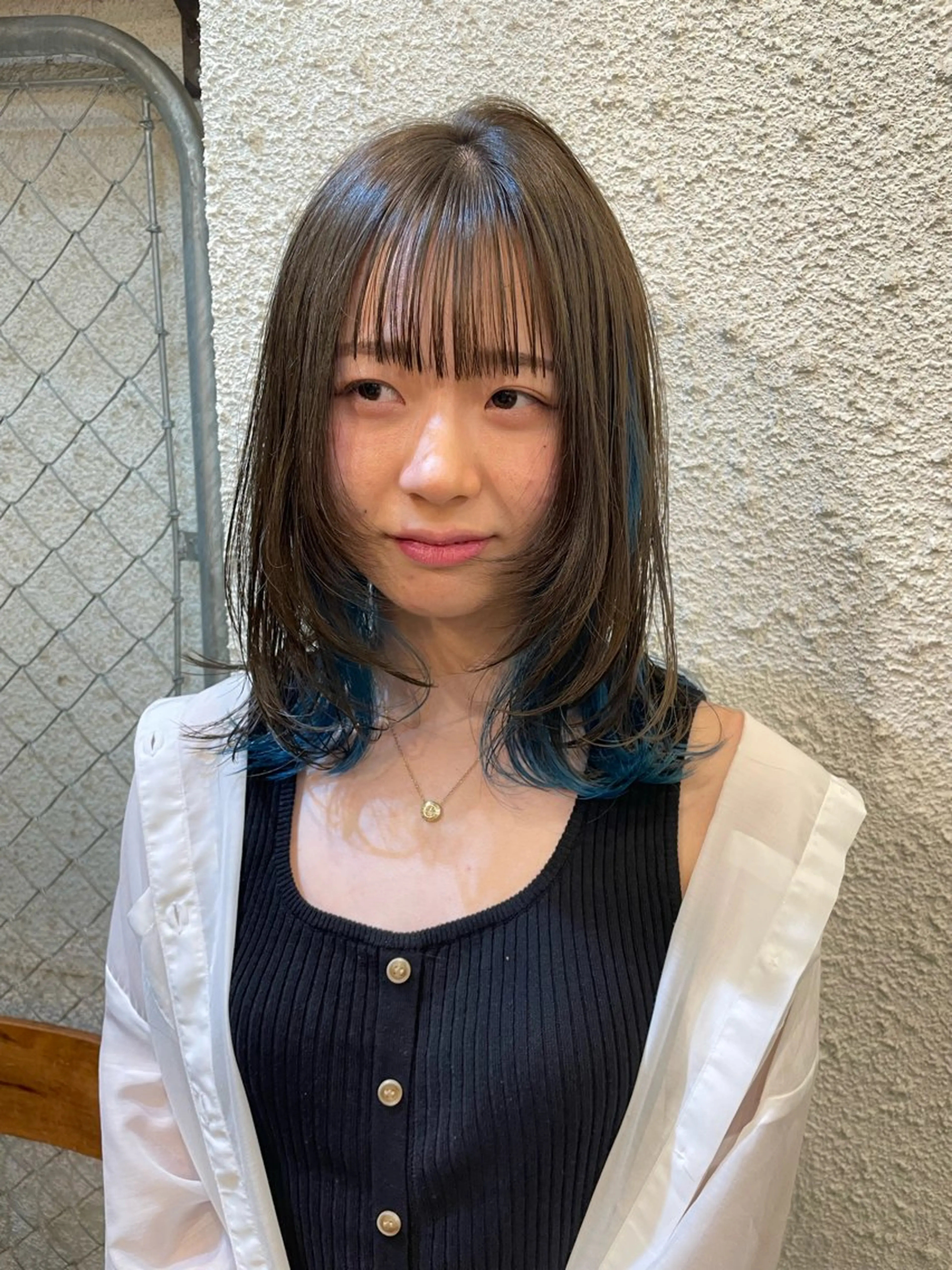 ミディアム ハイトーンを育てる ブリーチカラー/牧原のヘアスタイル