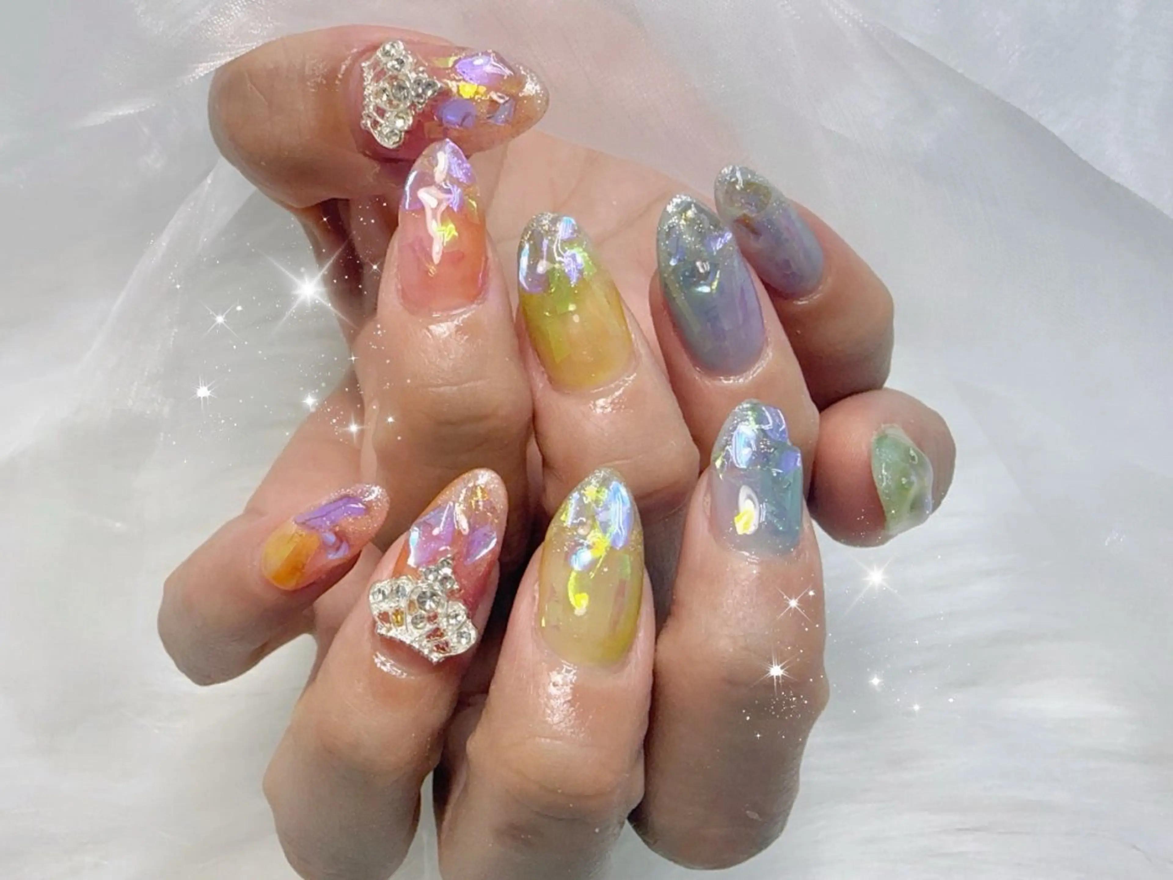 ミディアム ハンドネイル Lili Nail Studio西荻窪店のネイルデザイン