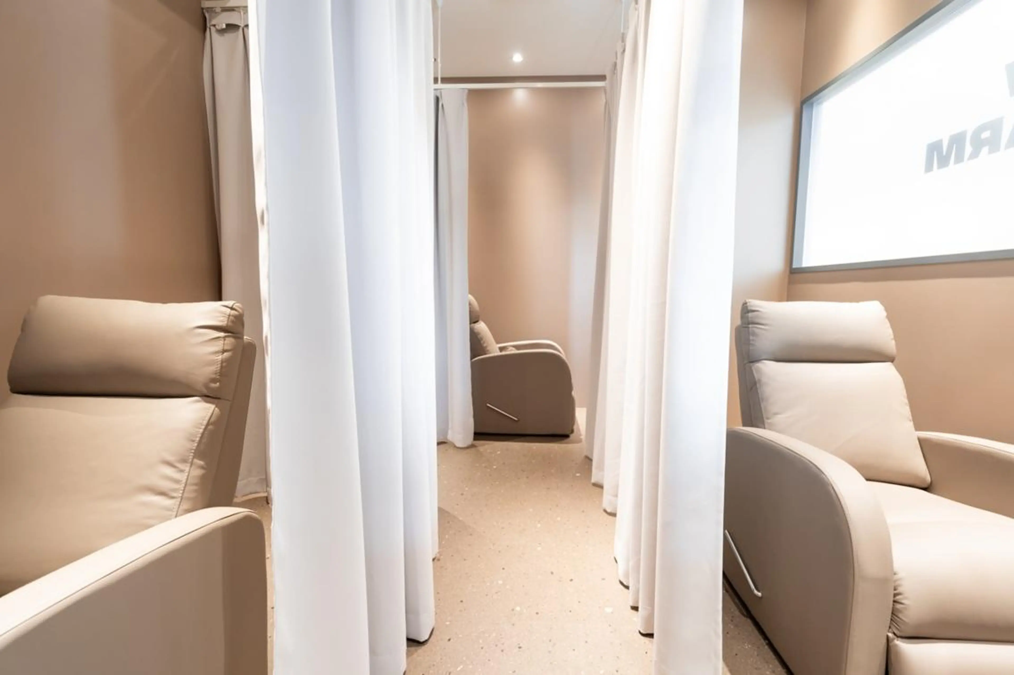 アイブロウ 高杉 愛の眉毛・アイブロウイメージ