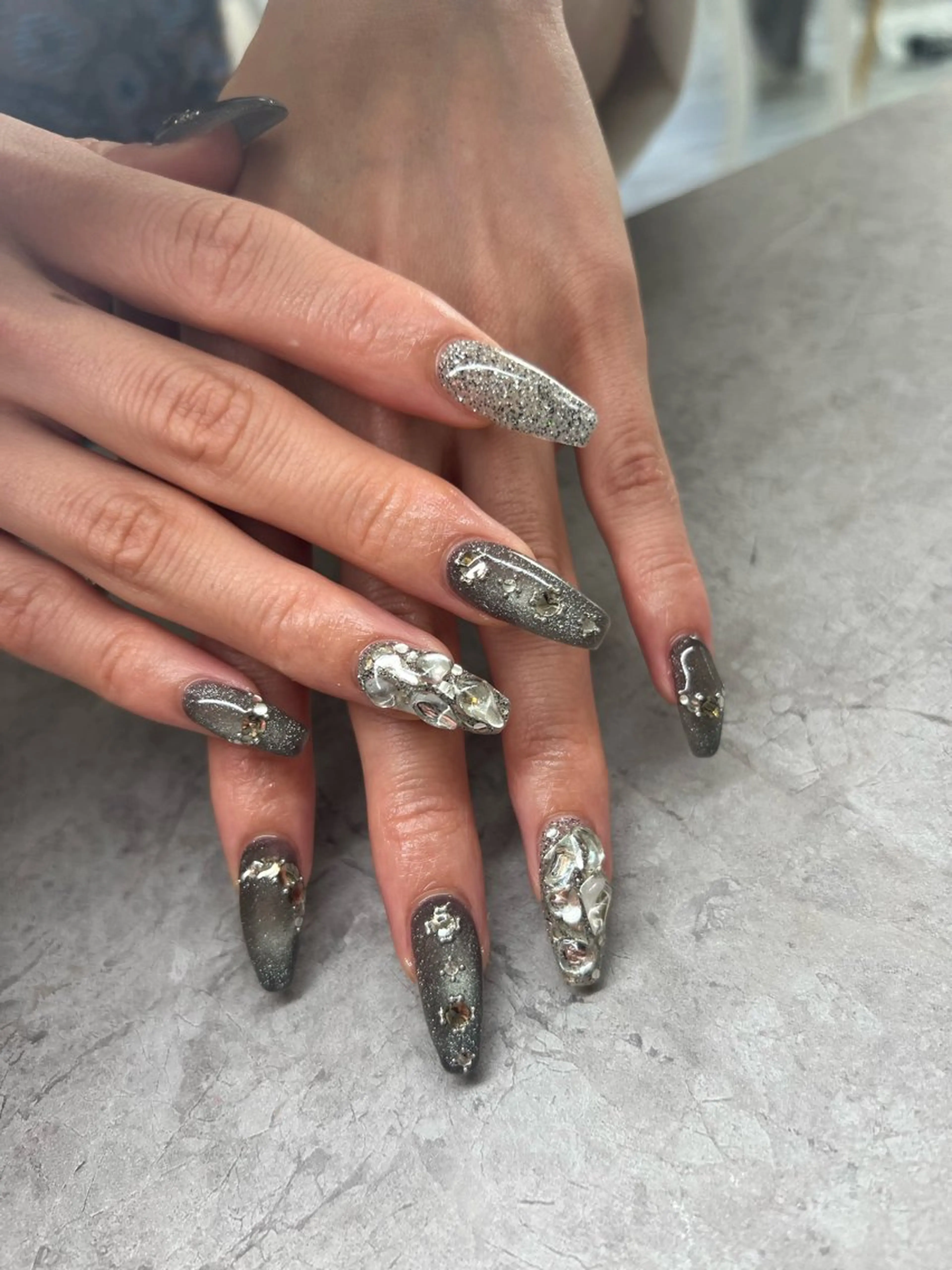 ネイル ONIKA Nail 表参道A4徒歩3分のネイルデザイン