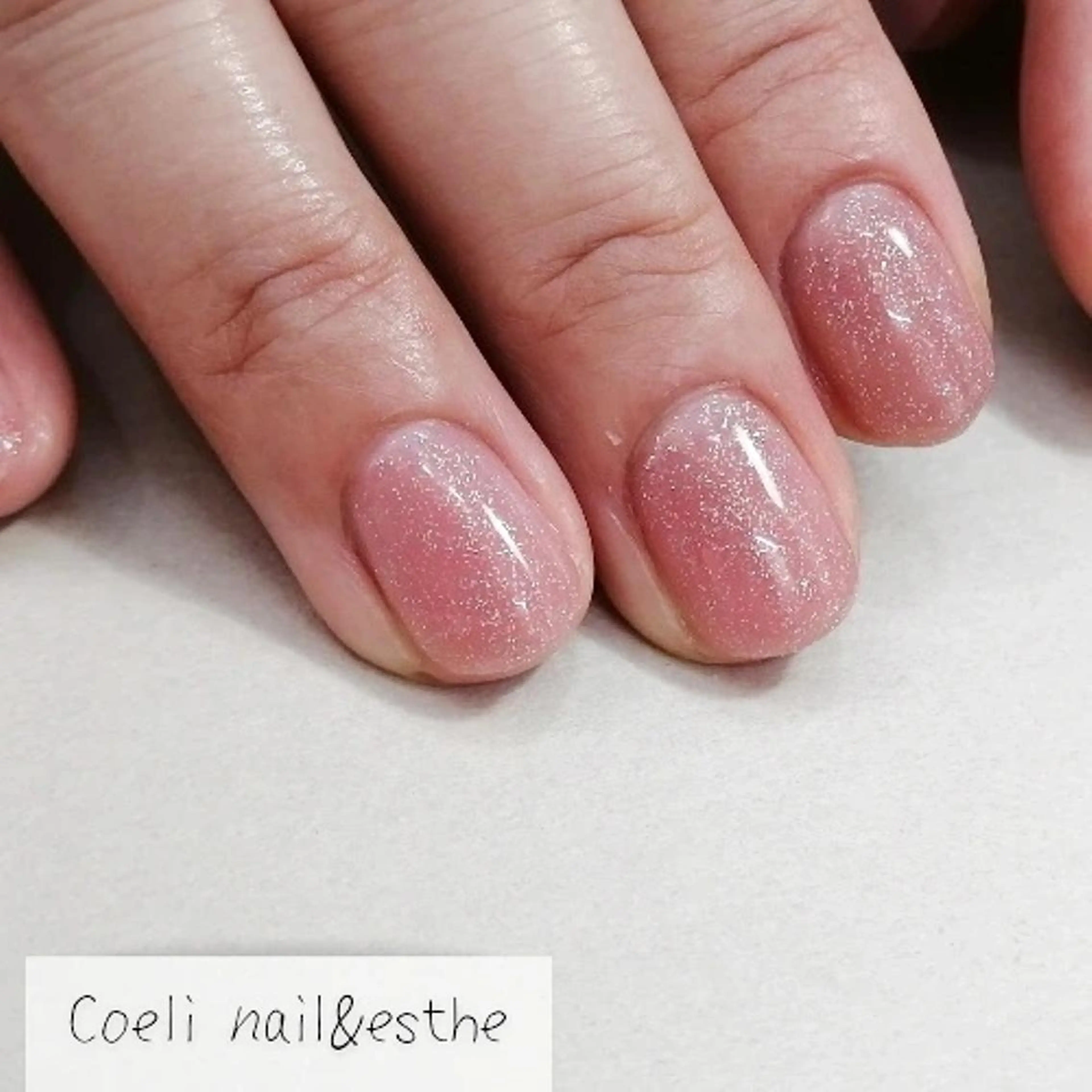 ハンドジェルネイル単色カラーの写真