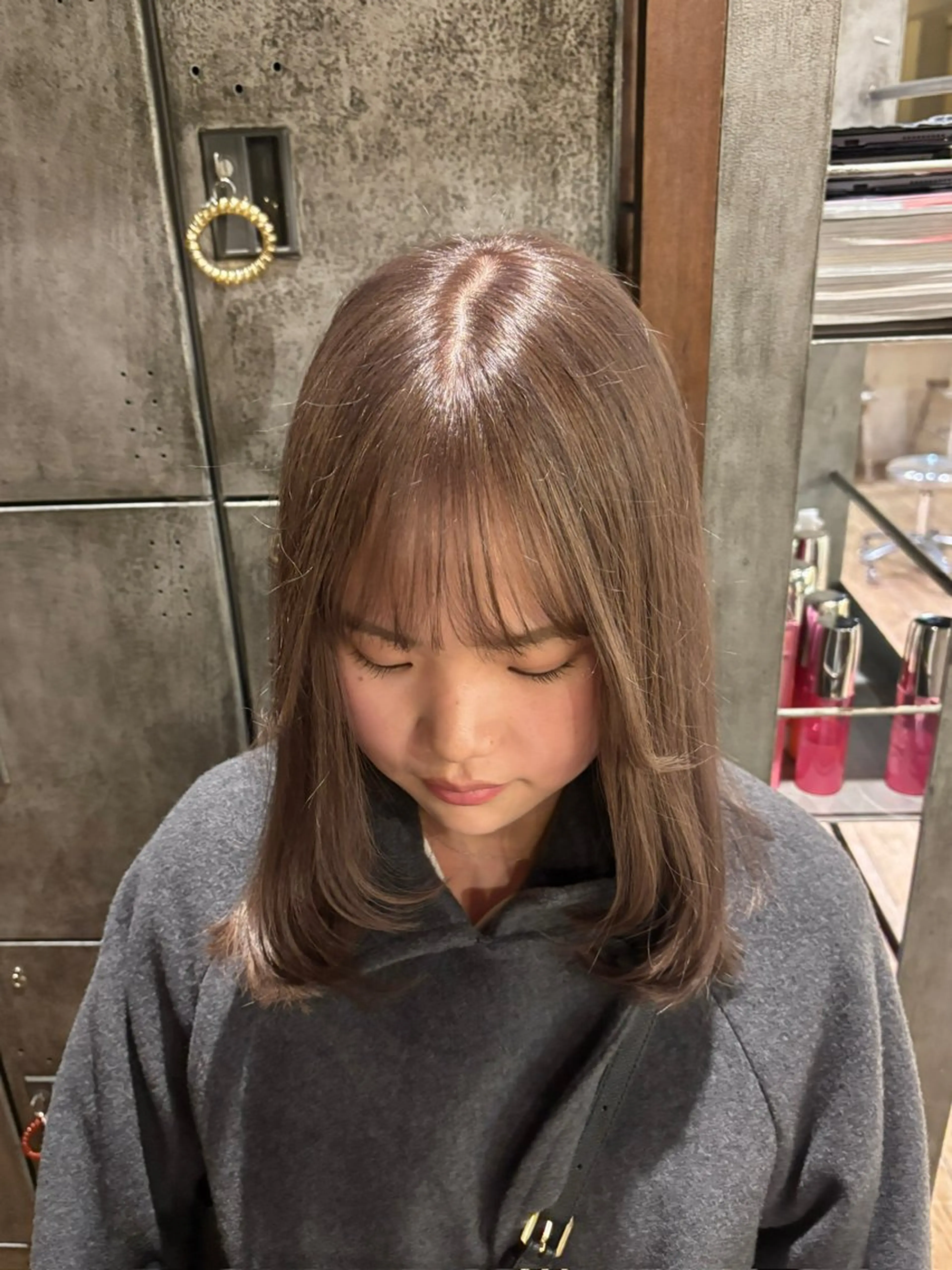 カラー ブリーチ 透明感カラー ボブ/レイヤー/ 梅田/天野川奈緒のヘアスタイル