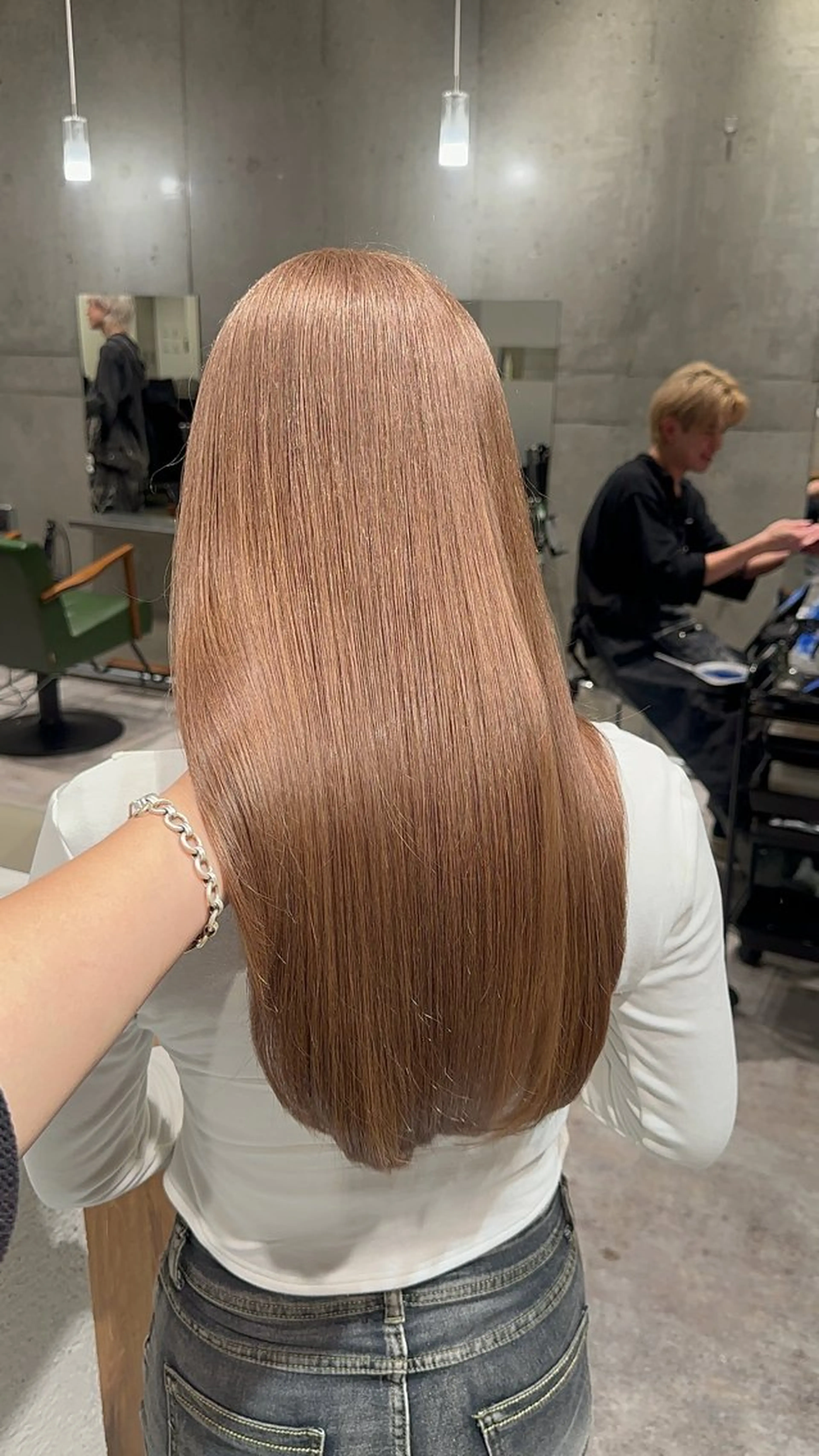 ロング ハイトーン特化 名古屋/たまきのヘアスタイル