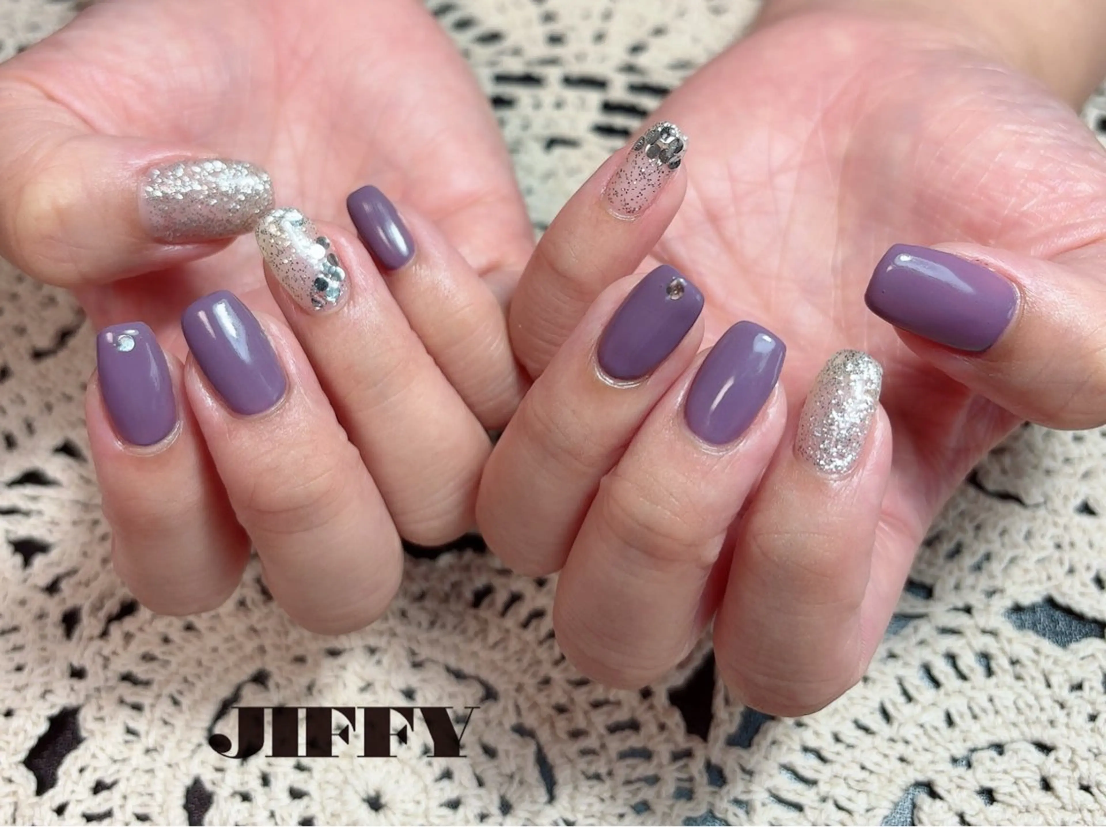 セミロング ハンドネイル JIFFY nailstudioのネイルデザイン