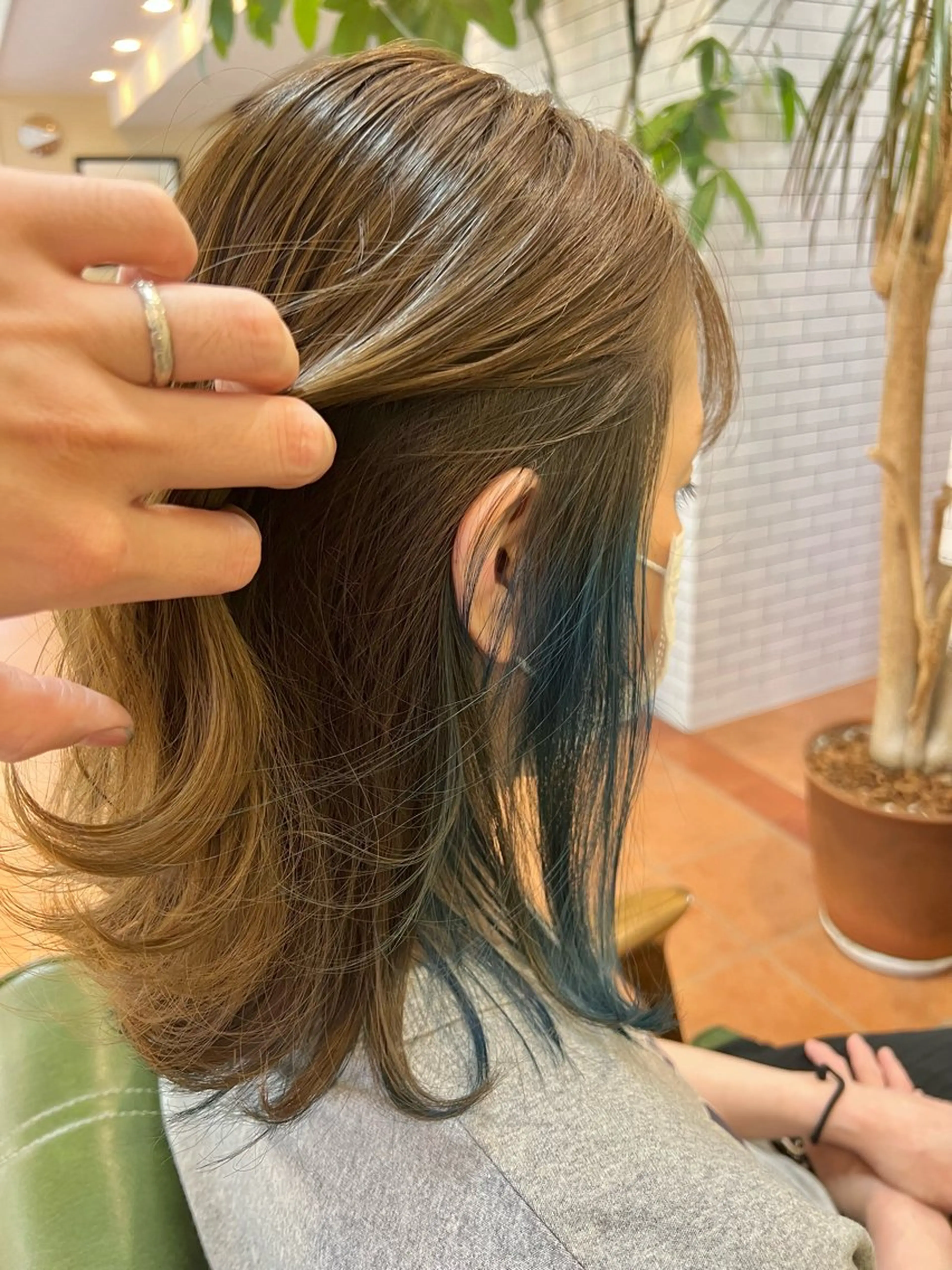 ミディアム カラー ヘアカラー トリートメント 石井 佑樹のヘアスタイル