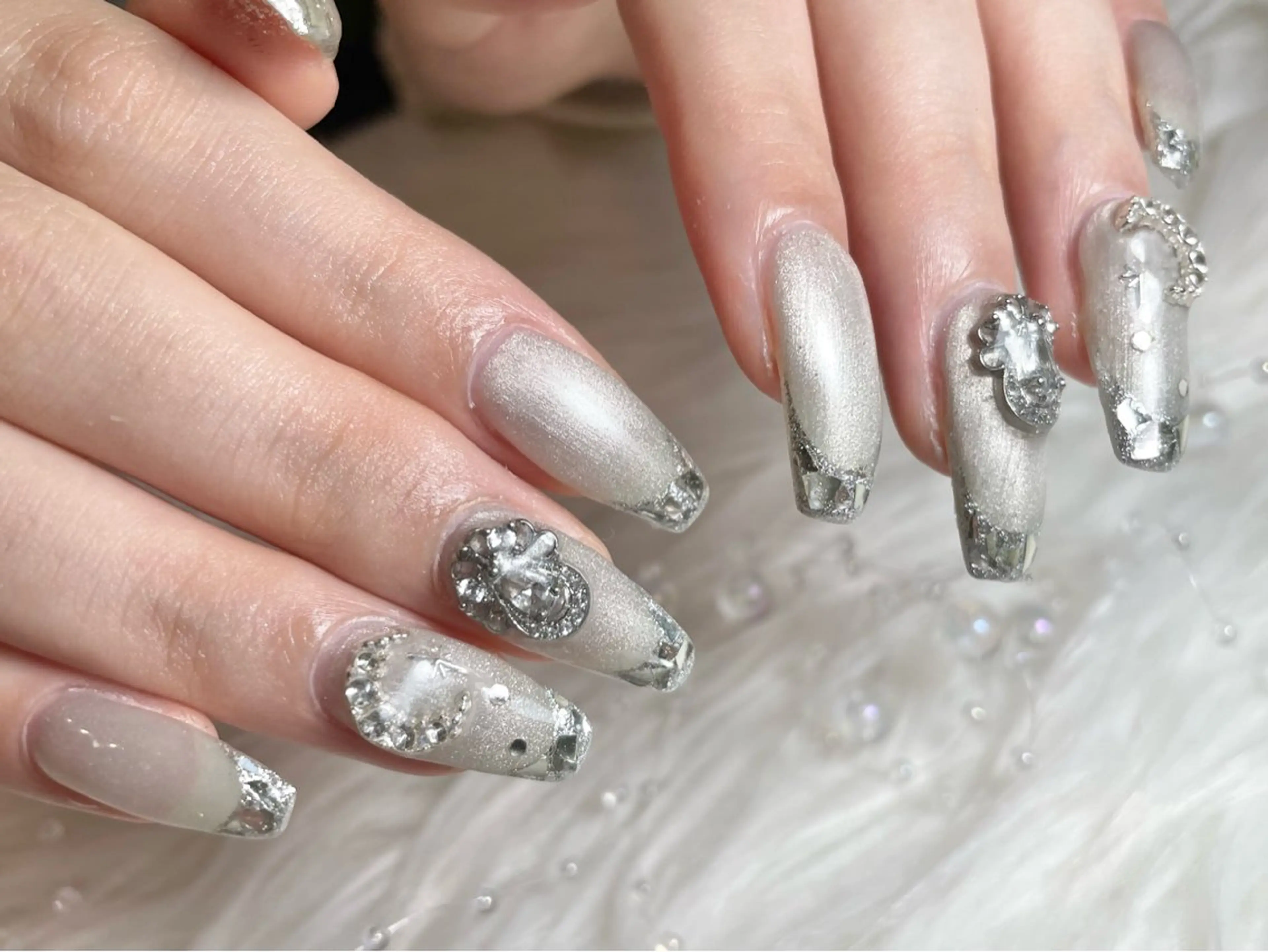 ネイル フレンチネイル ジェルネイル ガラスフレンチ パラジェル ワンホンネイル ハンドネイル ゆりか ジョアアンジェ福島のネイルデザイン