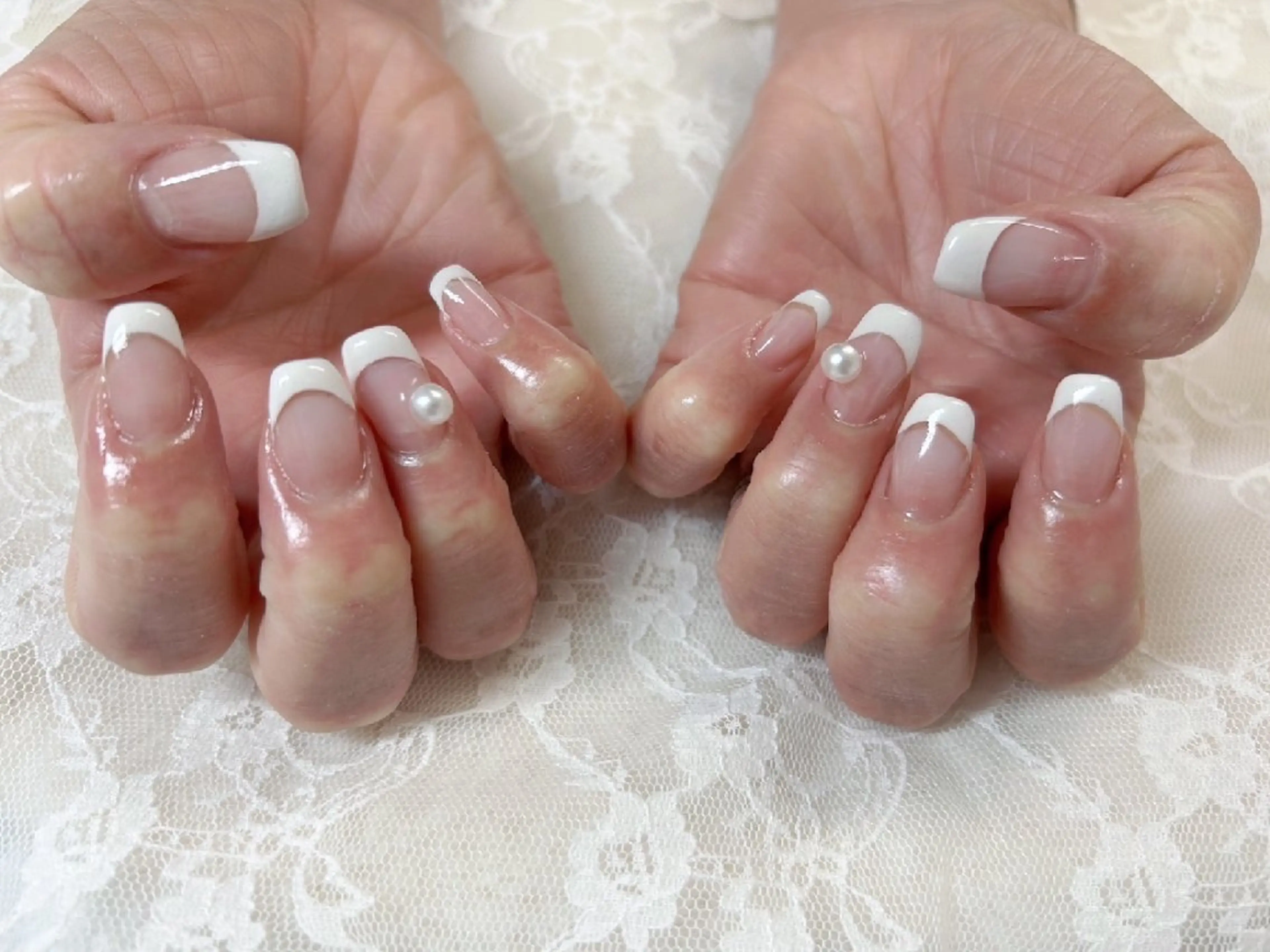 ネイル フレンチネイル シンプルネイル ハンドネイル ハンドケア 心斎橋Salon Epokkuのネイルデザイン