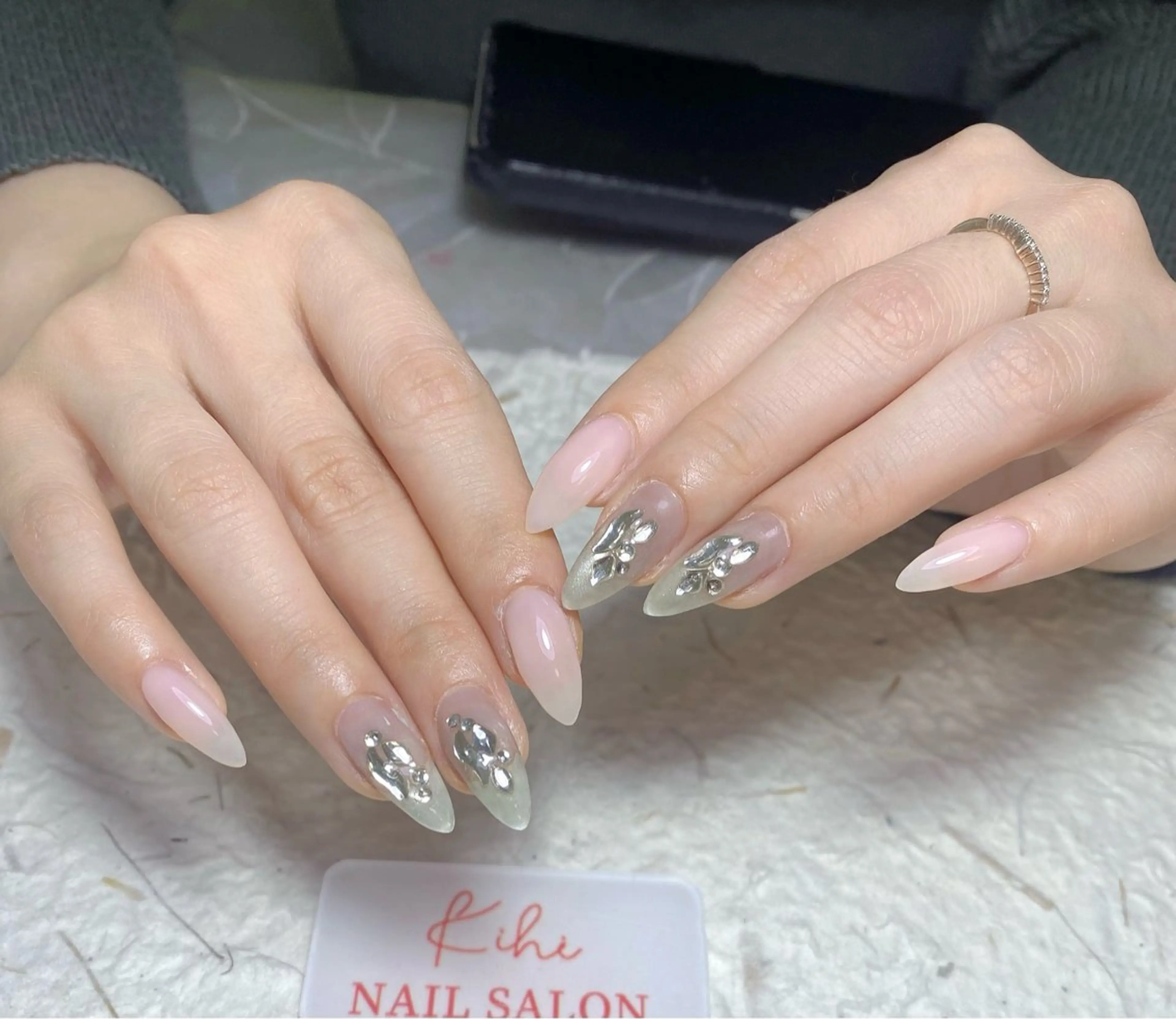 ネイル アートネイル フレンチネイル ジェルネイル グラデーション 韓国ネイル Nail Salon kihi大塚店のネイルデザイン