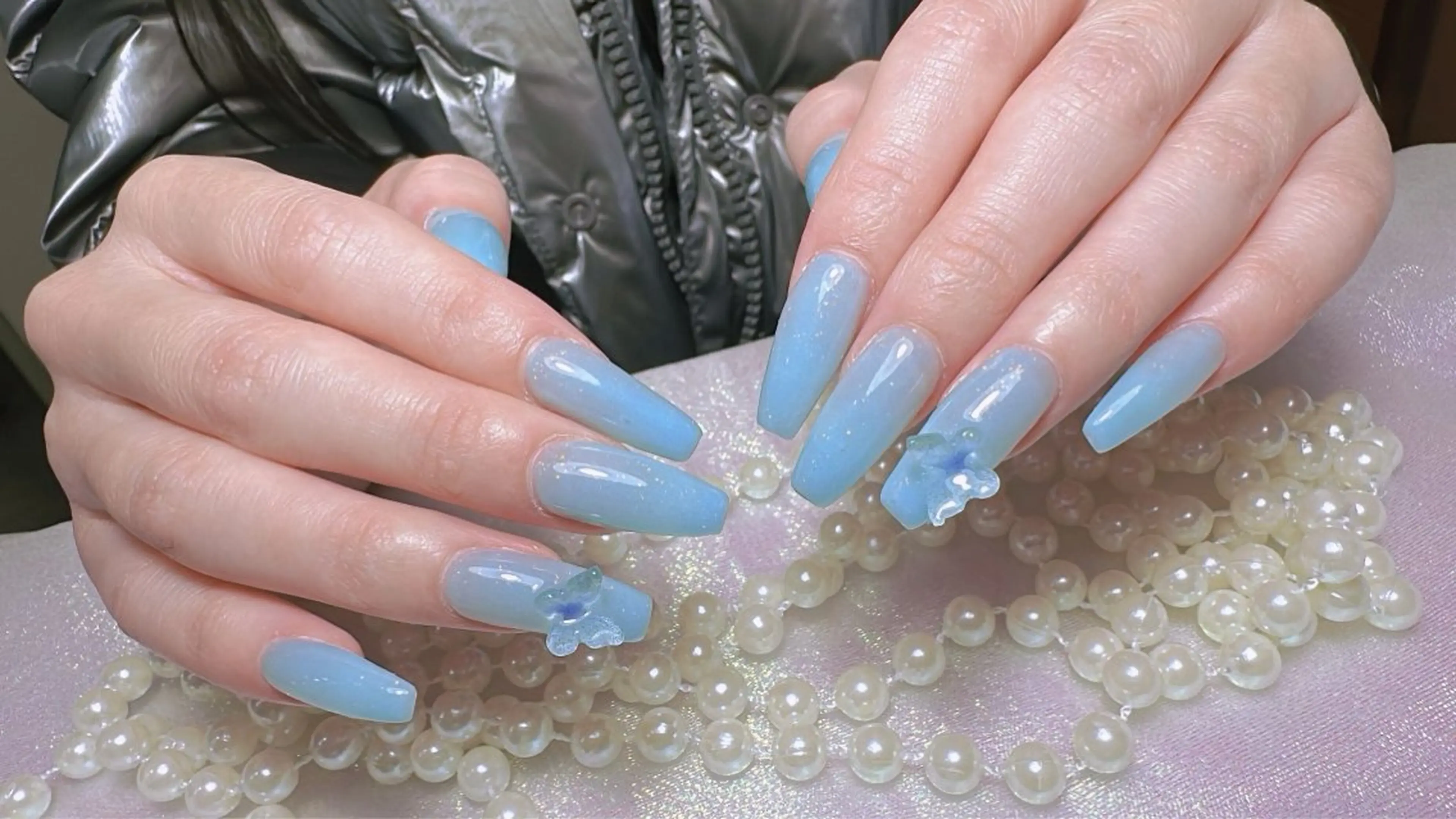 ショート 荒井 由佳のネイルデザイン