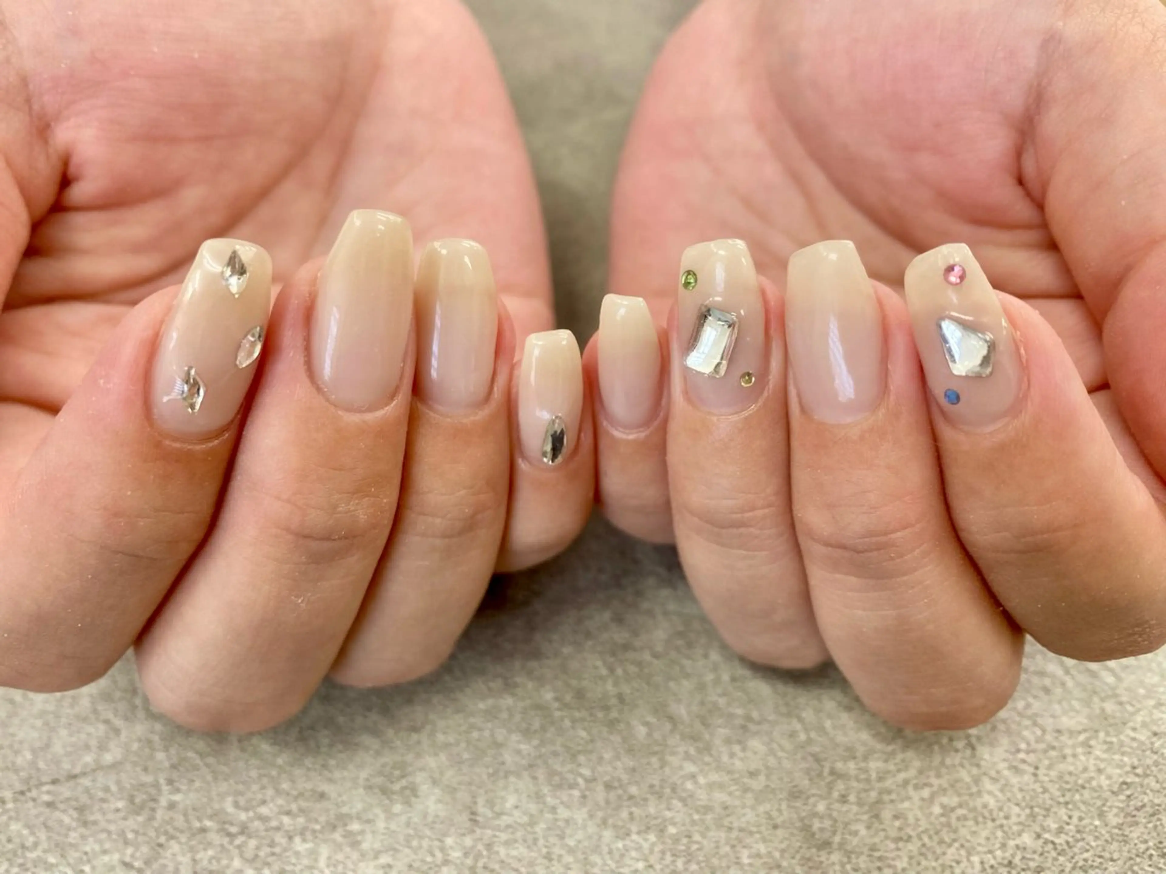 オフ無料🍒ワンカラー【メッセージにてオフの有無をお知らせください🌟】の写真