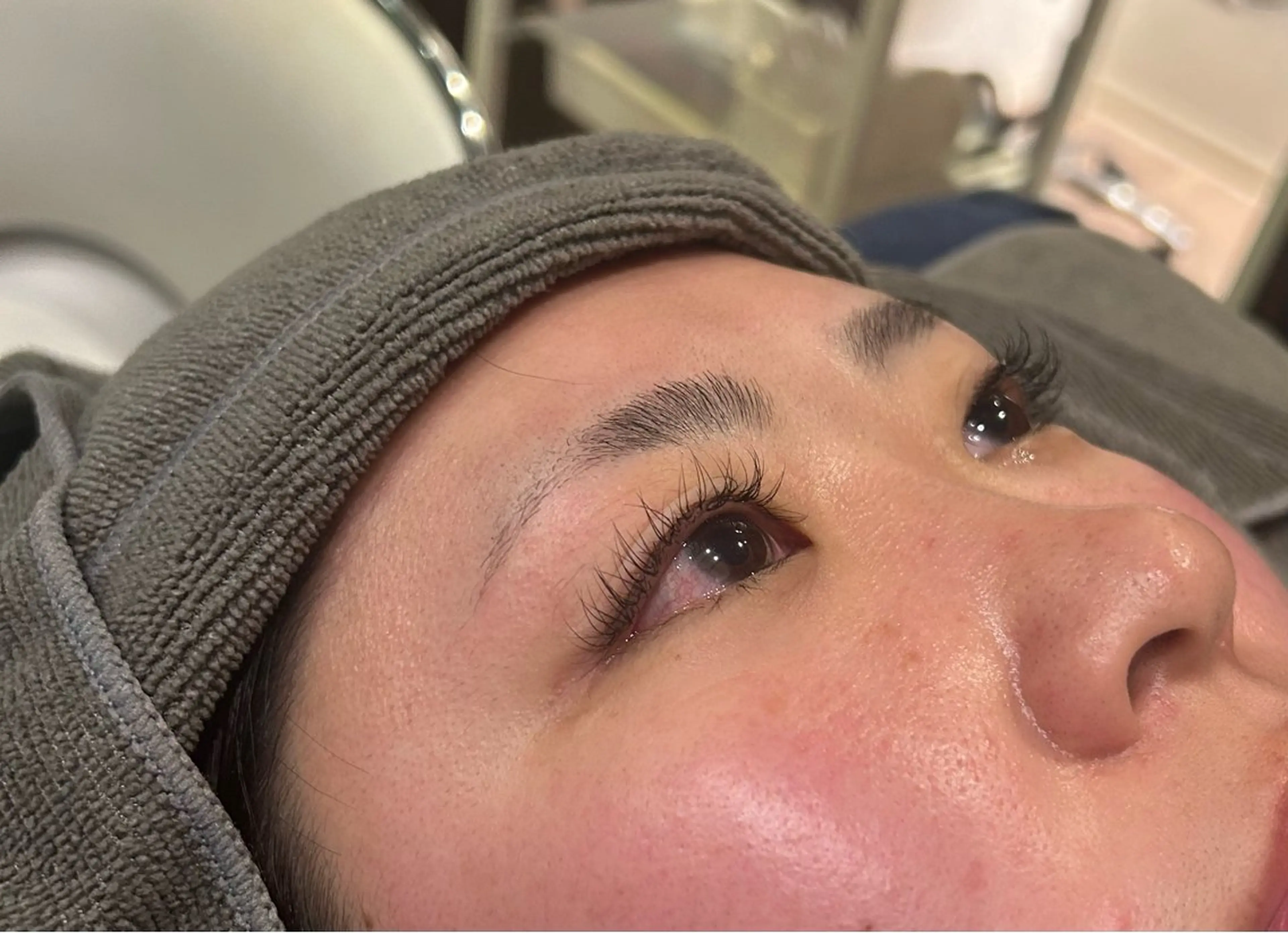 マツエク・マツパ 付け放題 藤井 陽菜のヘアスタイル